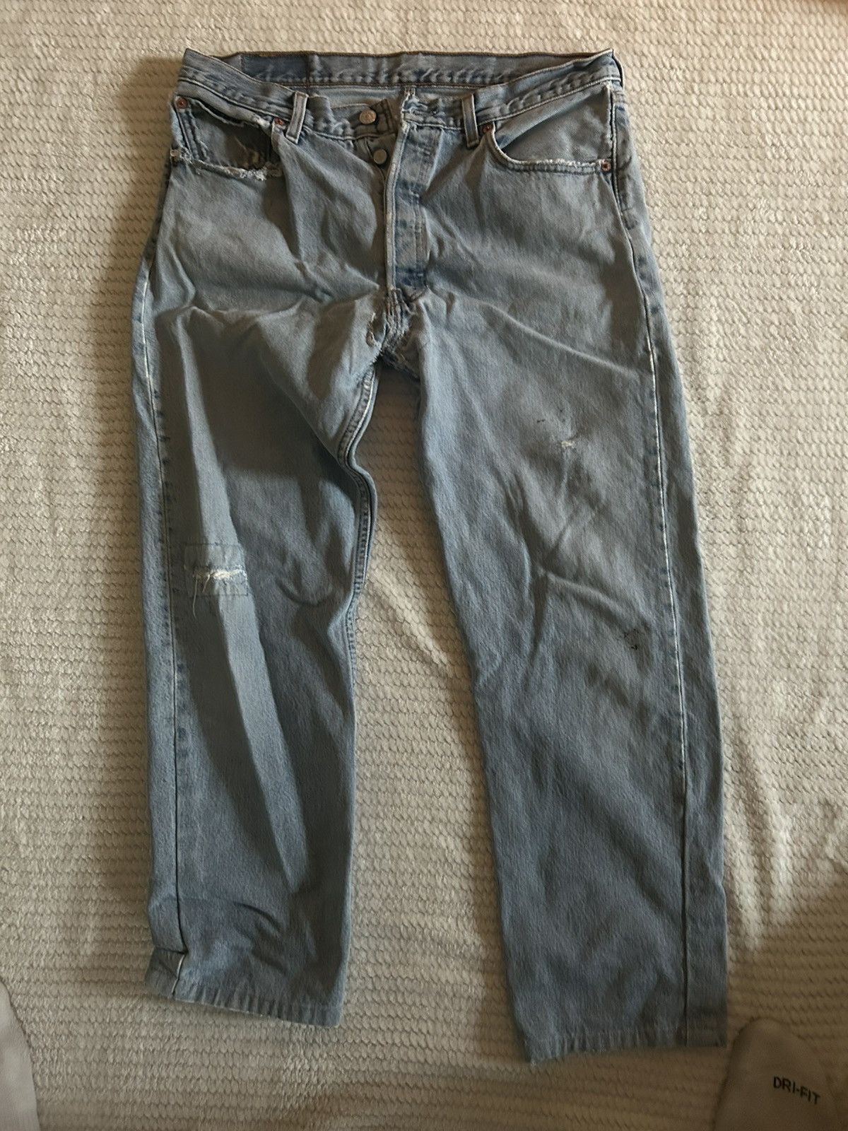 Levi's × Vintage Levi’s 501 vintage jeans Size US 34 / EU 50 - 1 Thumbnail