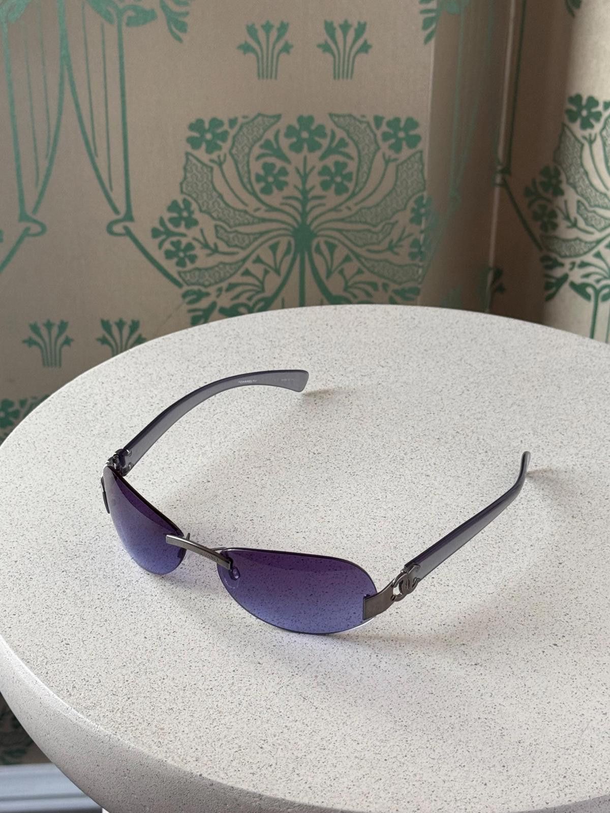 Chanel Vintage Chanel Sunglasses Oval Rimless CC Logo Purple 4034 Size ONE SIZE - 10 Thumbnail