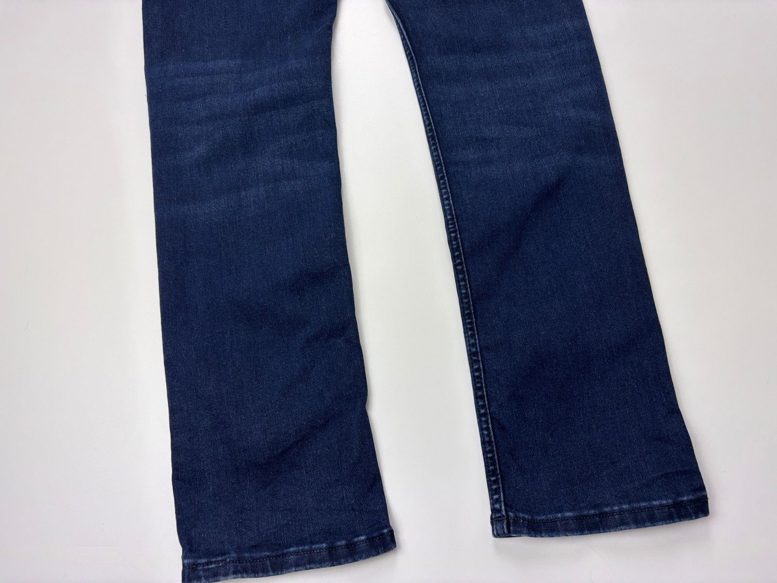 Hugo Boss Mens Hugo Boss Delaware Slim Fit Jeans Stretch Blue 31x32 Size US 31 - 7 Thumbnail