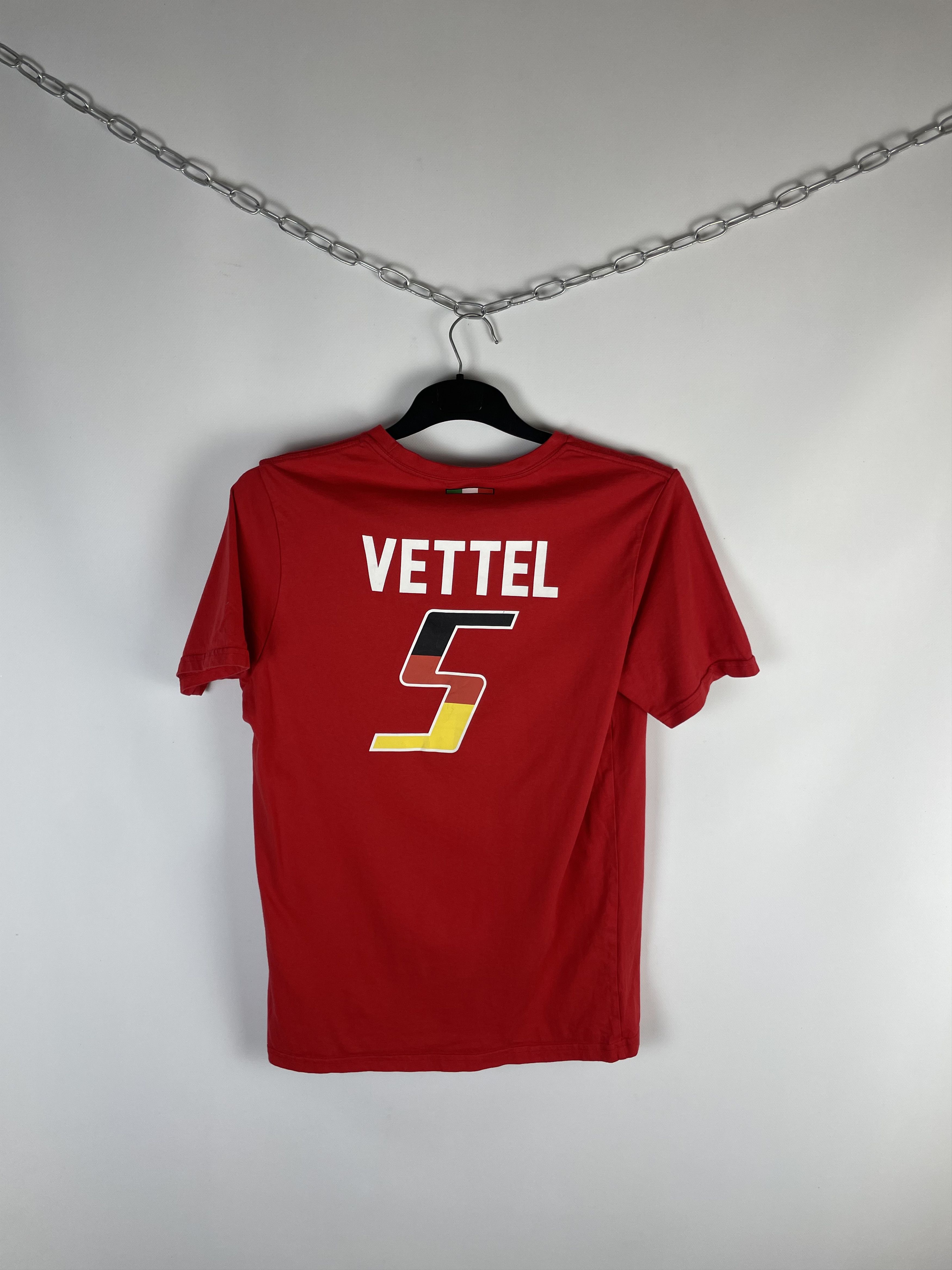 Ferrari Vintage Ferrari tee shirt racing Vettel 5 Size US M / EU 48-50 / 2 - 9 Thumbnail