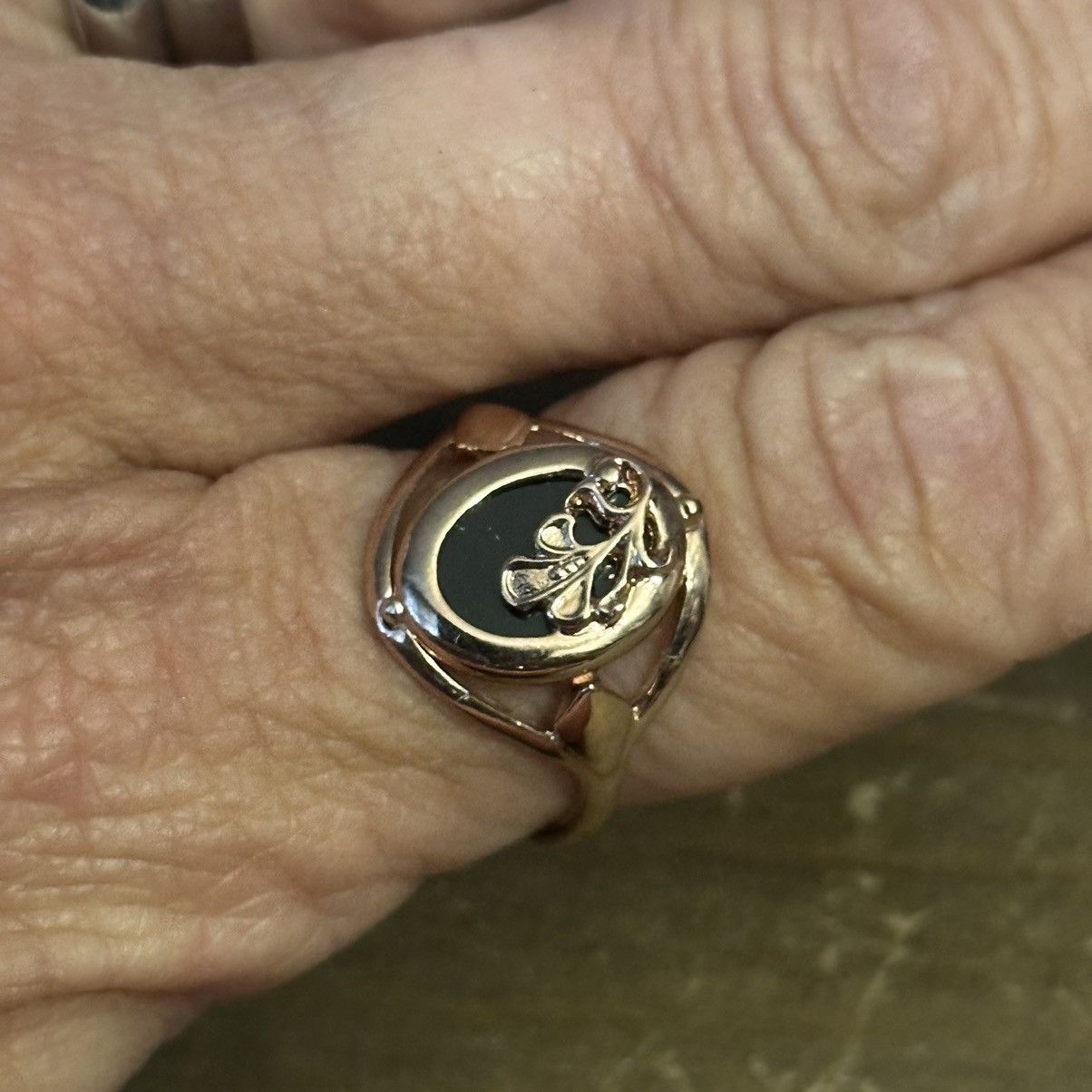 Vintage Vintage rose gold flower ring Size ONE SIZE - 3 Thumbnail