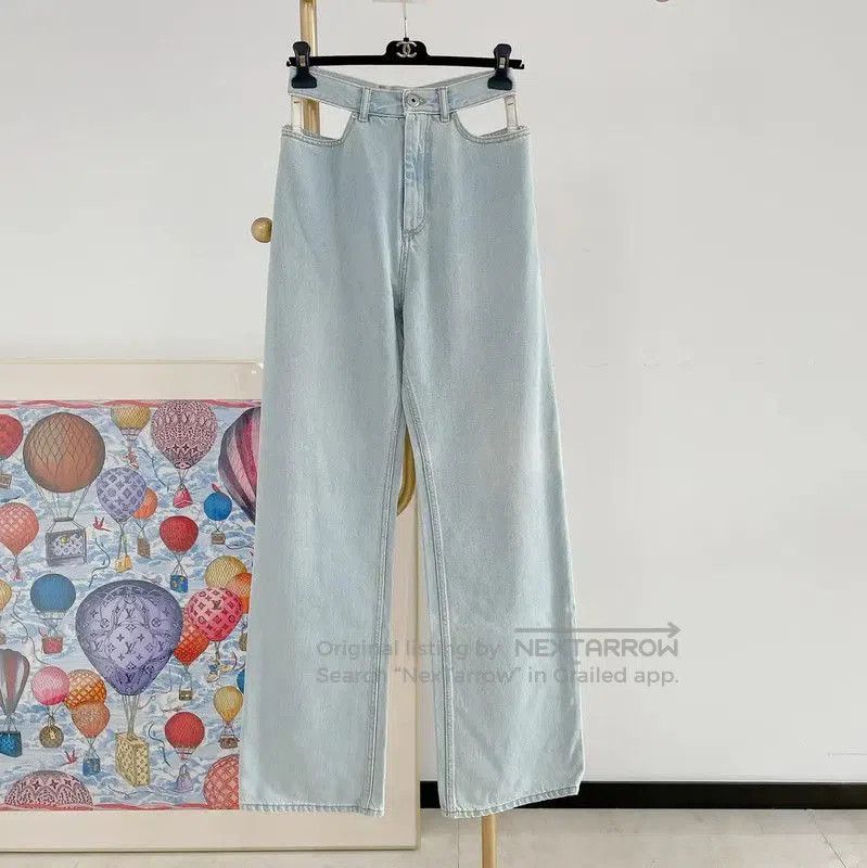 Maison Margiela Maison Margiela Light Blue Casual Trousers for Women . Size 26" / US 2 / IT 38 - 1 Thumbnail