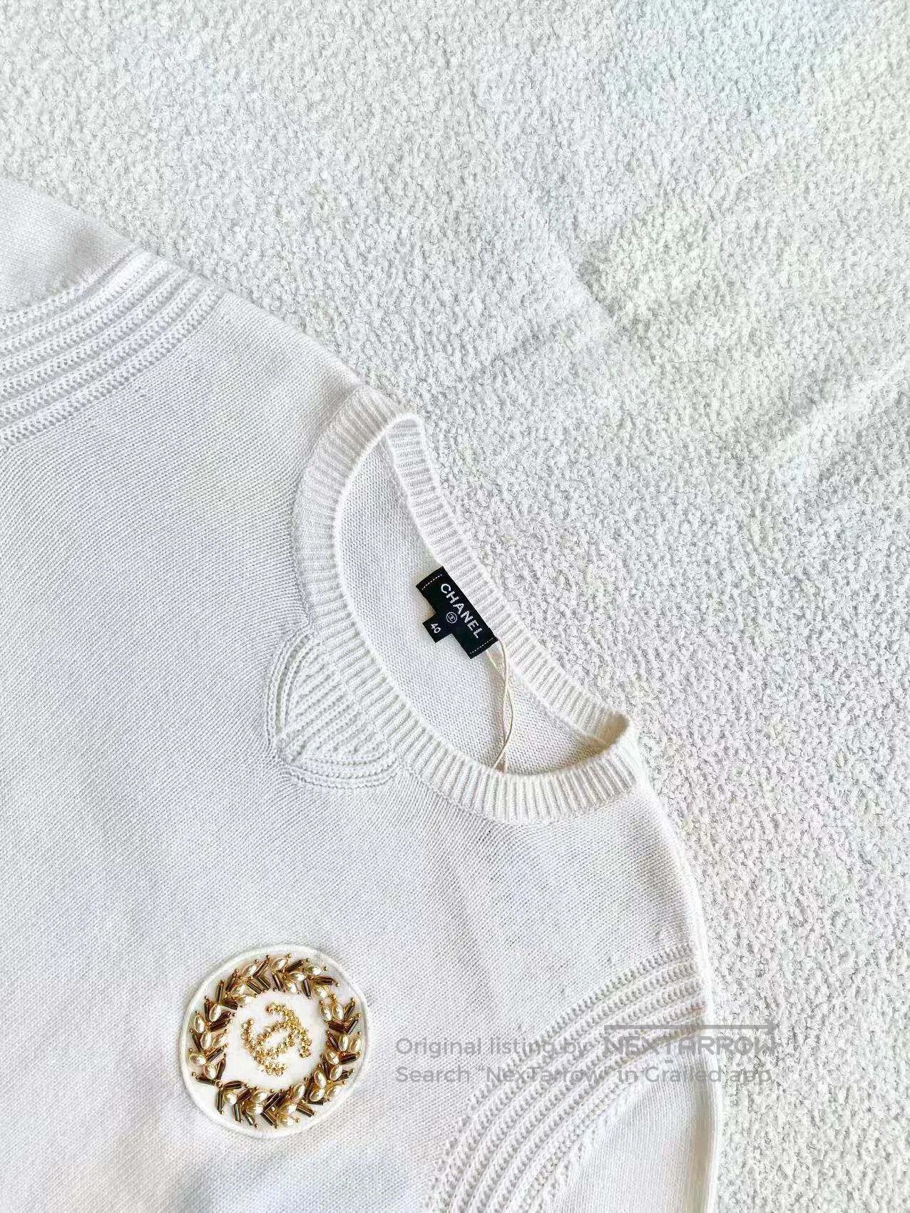 Chanel Chanel White gold pearl ear brooch logo cashmere knit| Size XS / US 0-2 / IT 36-38 - 4 Thumbnail