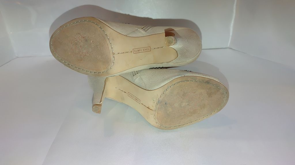 Vince Camuto Women's Vince Camuto Kanster Leather Peep Toe Booties Size 6 Size US 6 / IT 36 - 10 Thumbnail