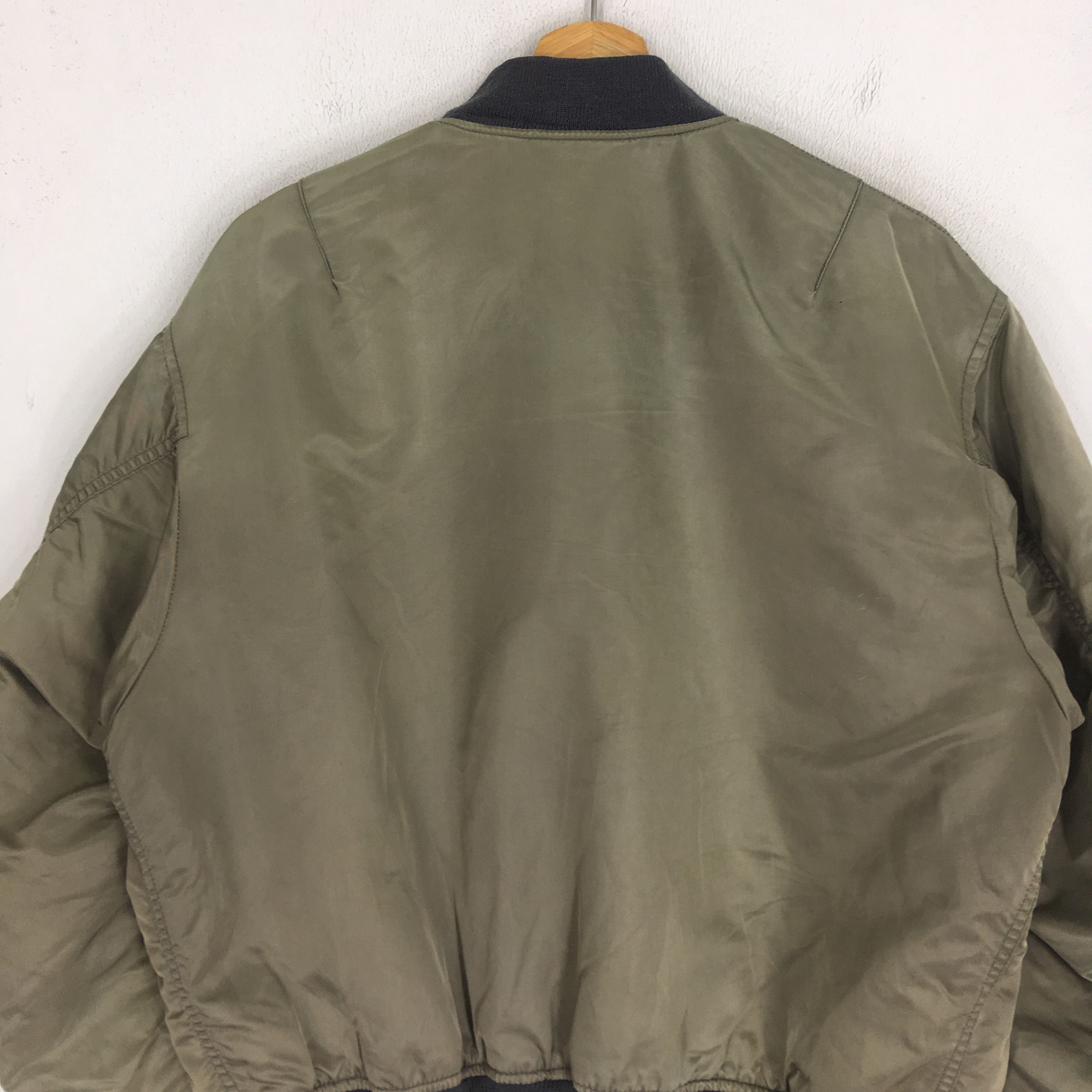 Japanese Brand Vintage 90's Lucky Strike Olive Green MA-1 Bomber Jacket Size US L / EU 52-54 / 3 - 8 Thumbnail