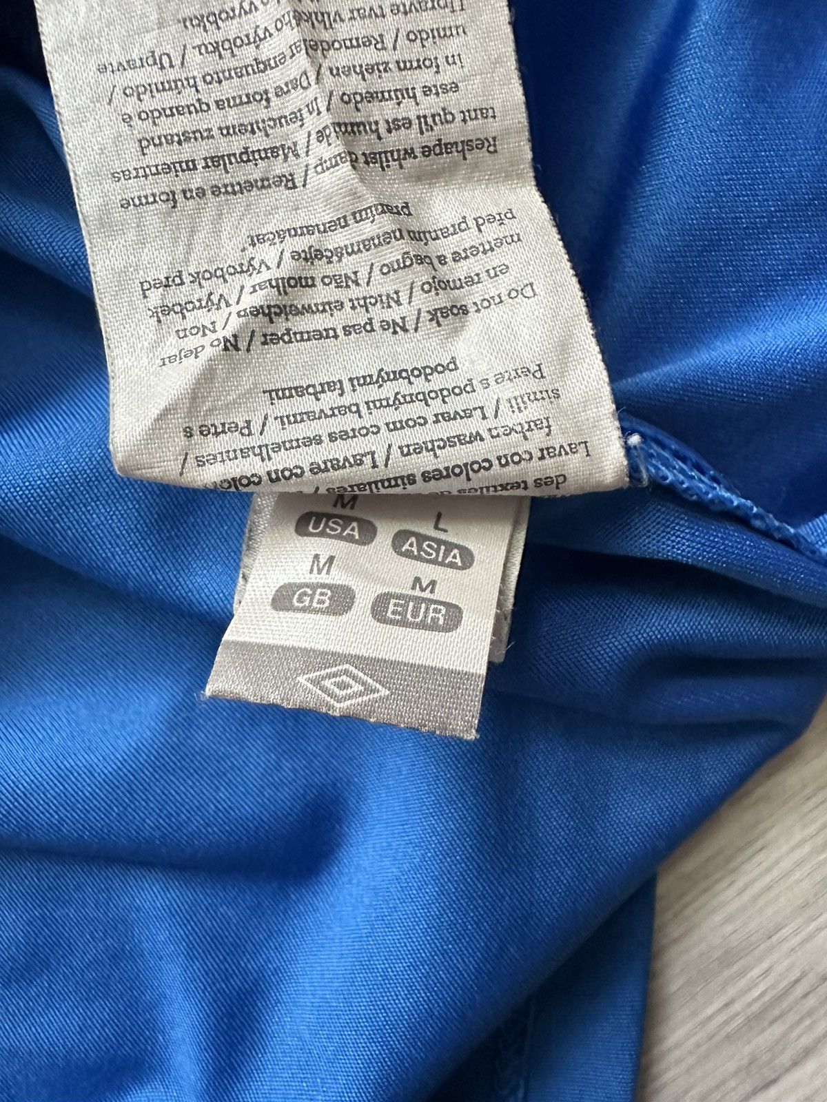 Umbro Vintage blue jersey Umbro England Size US M / EU 48-50 / 2 - 8 Thumbnail