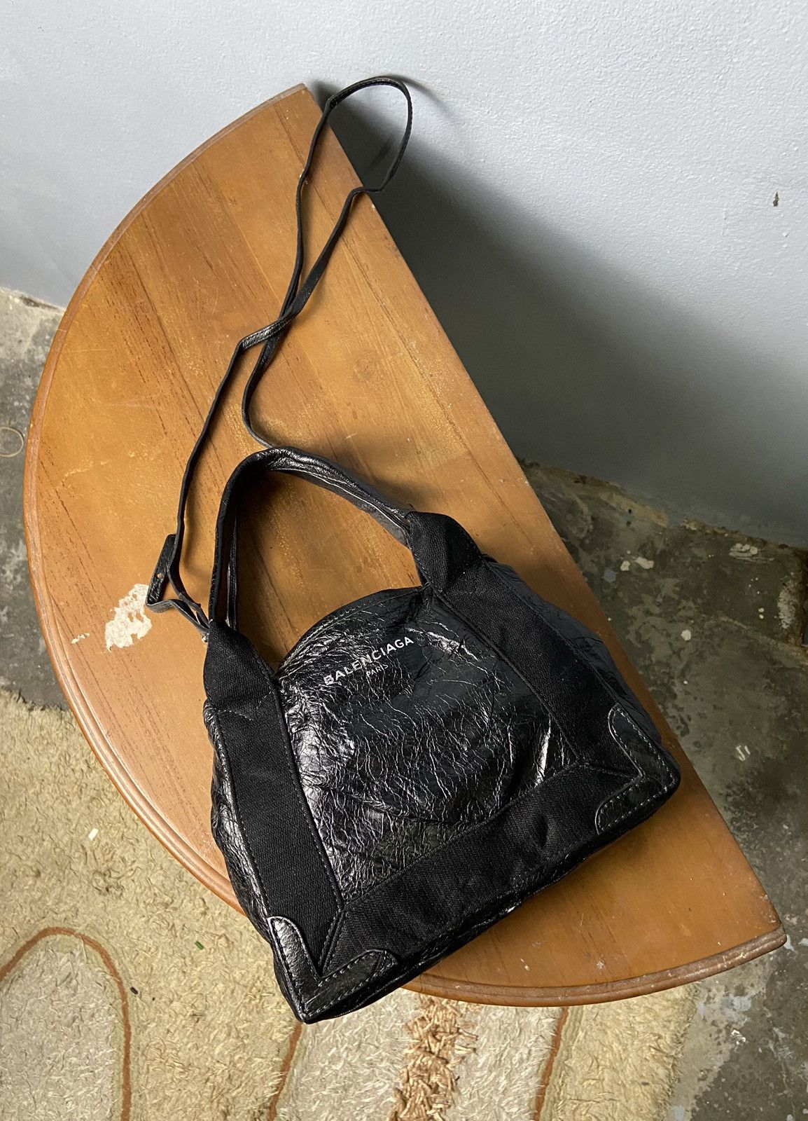 Balenciaga Balenciaga Paris Crossbody Handbag Size ONE SIZE - 5 Thumbnail