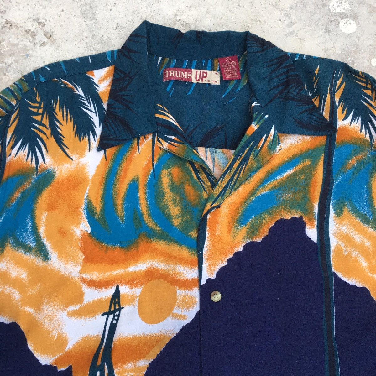 Vintage Vintage THUMS UP Natural Hawaiian Rayon Shirt Size US M / EU 48-50 / 2 - 6 Thumbnail