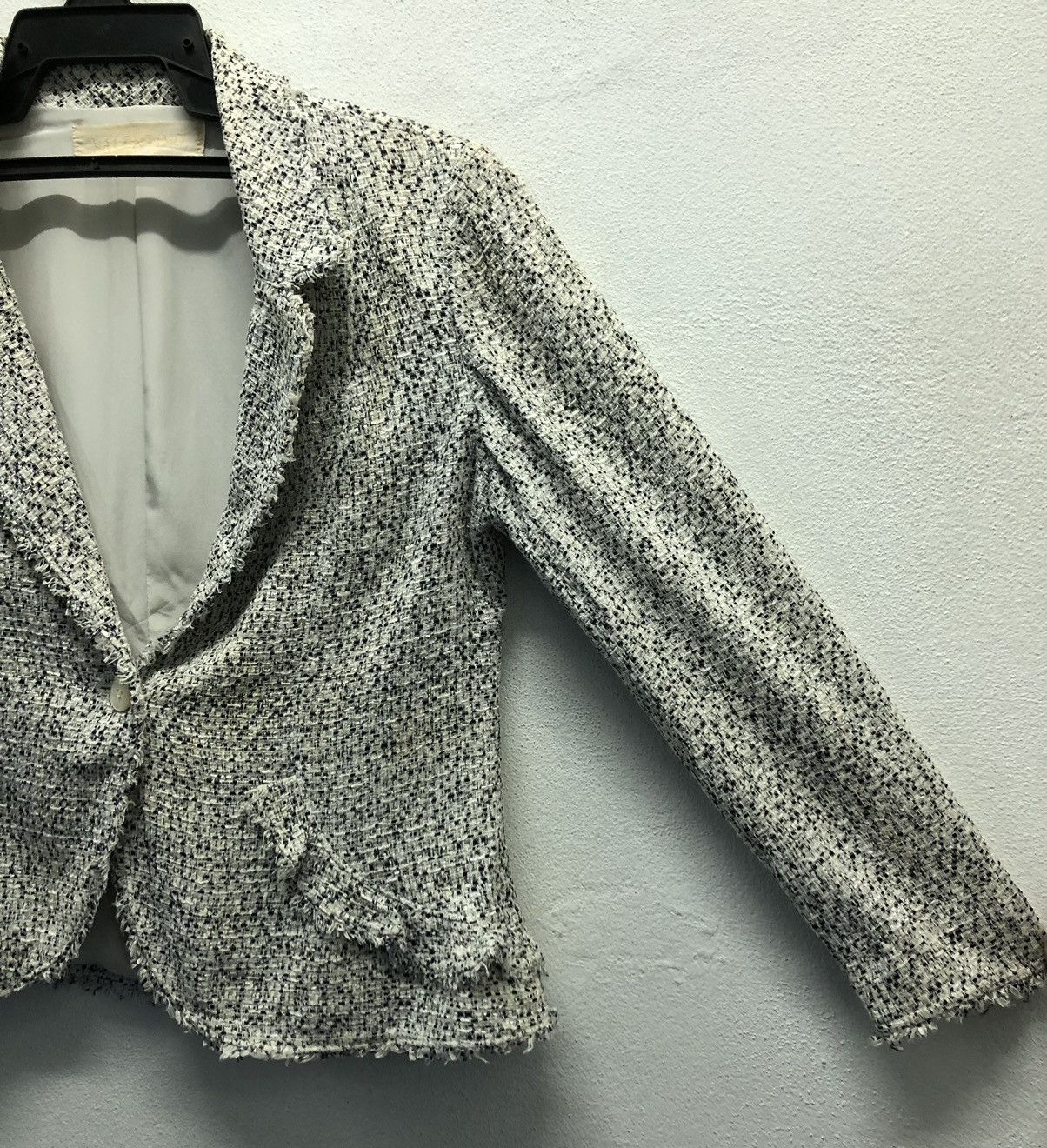 Valentino Vintage Valentino Made In Italy Blazer Size M / US 6-8 / IT 42-44 - 3 Thumbnail