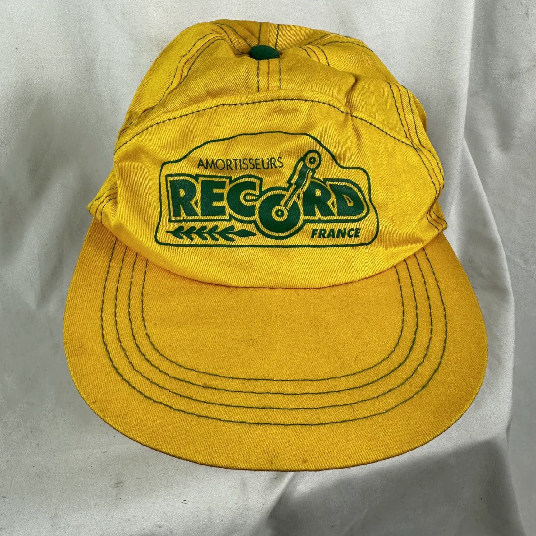 Vintage **VINTAGE 1980s FRENCH RACING CAP HAT** User: VINTAGE 1980s FRENCH RACING CAP HAT Size ONE SIZE - 2 Thumbnail