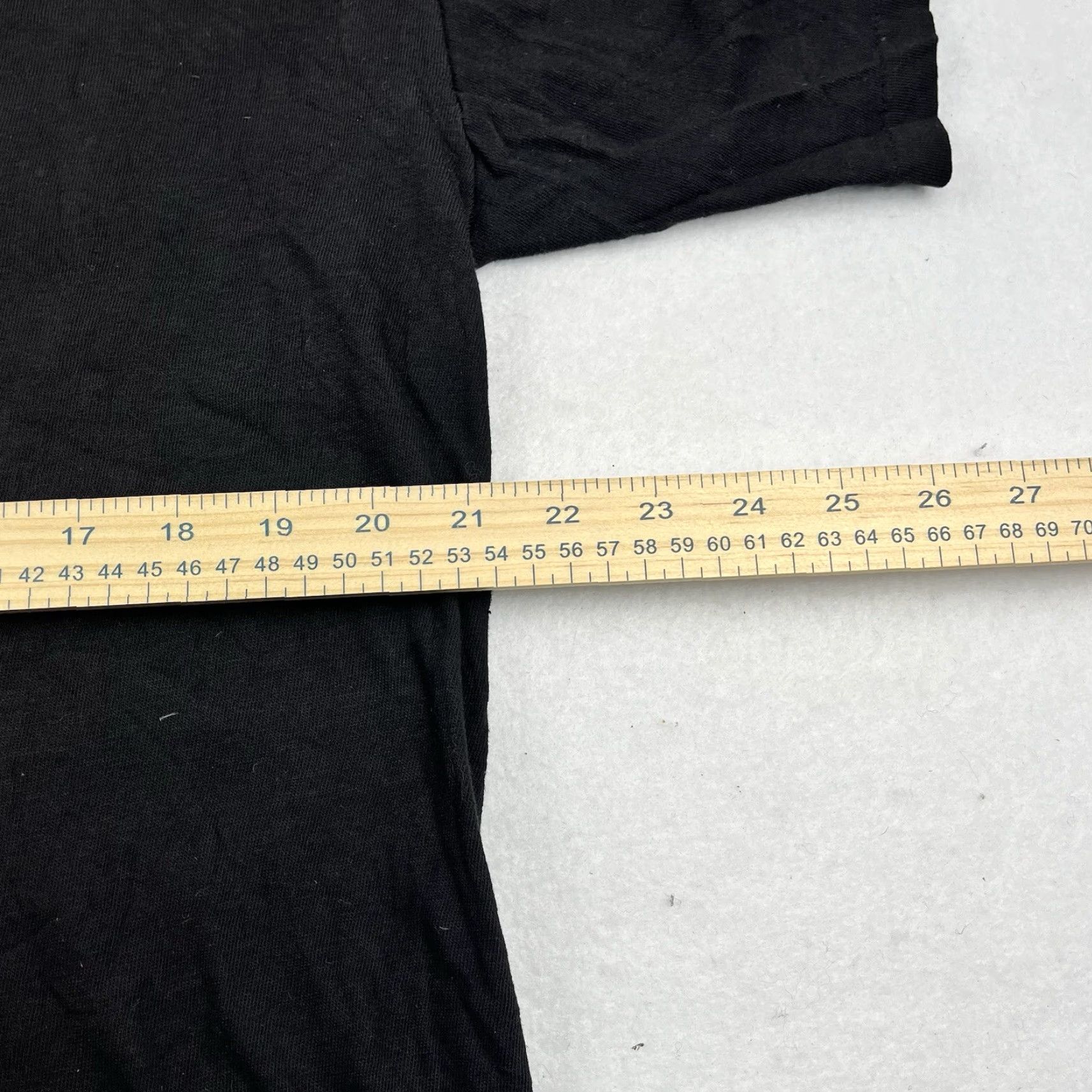 Vintage VINTAGE Gilden Deer Buck Nature Shirt Black L Men 90s Wildlife Graphic Print Short Sleeve Crew Neck Cotton USA Size US L / EU 52-54 / 3 - 5 Thumbnail