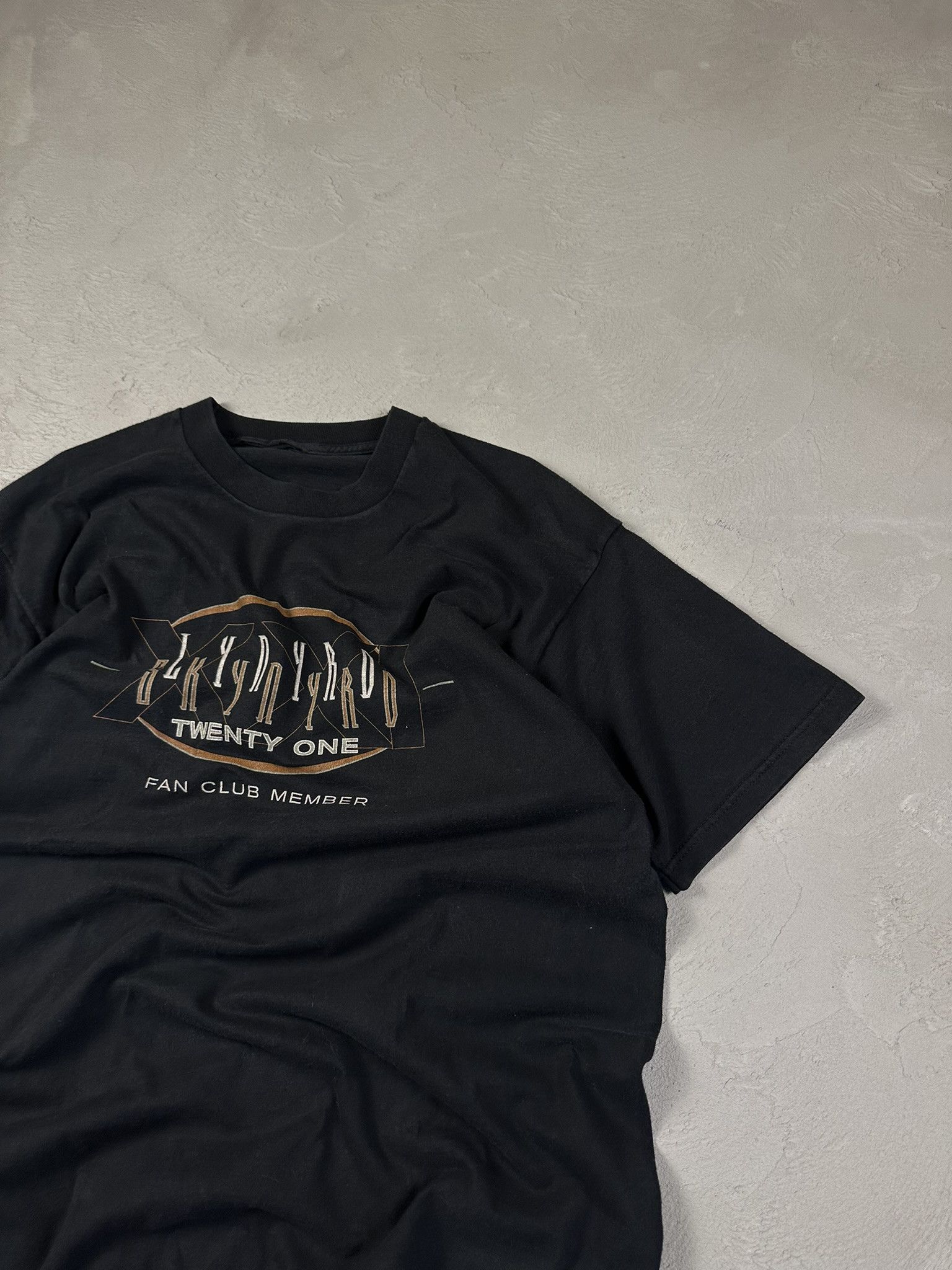Band Tees 90s Vintage Lynyrd Skynyrd Fanclub Rock Band T-shirt Size US XL / EU 56 / 4 - 7 Thumbnail