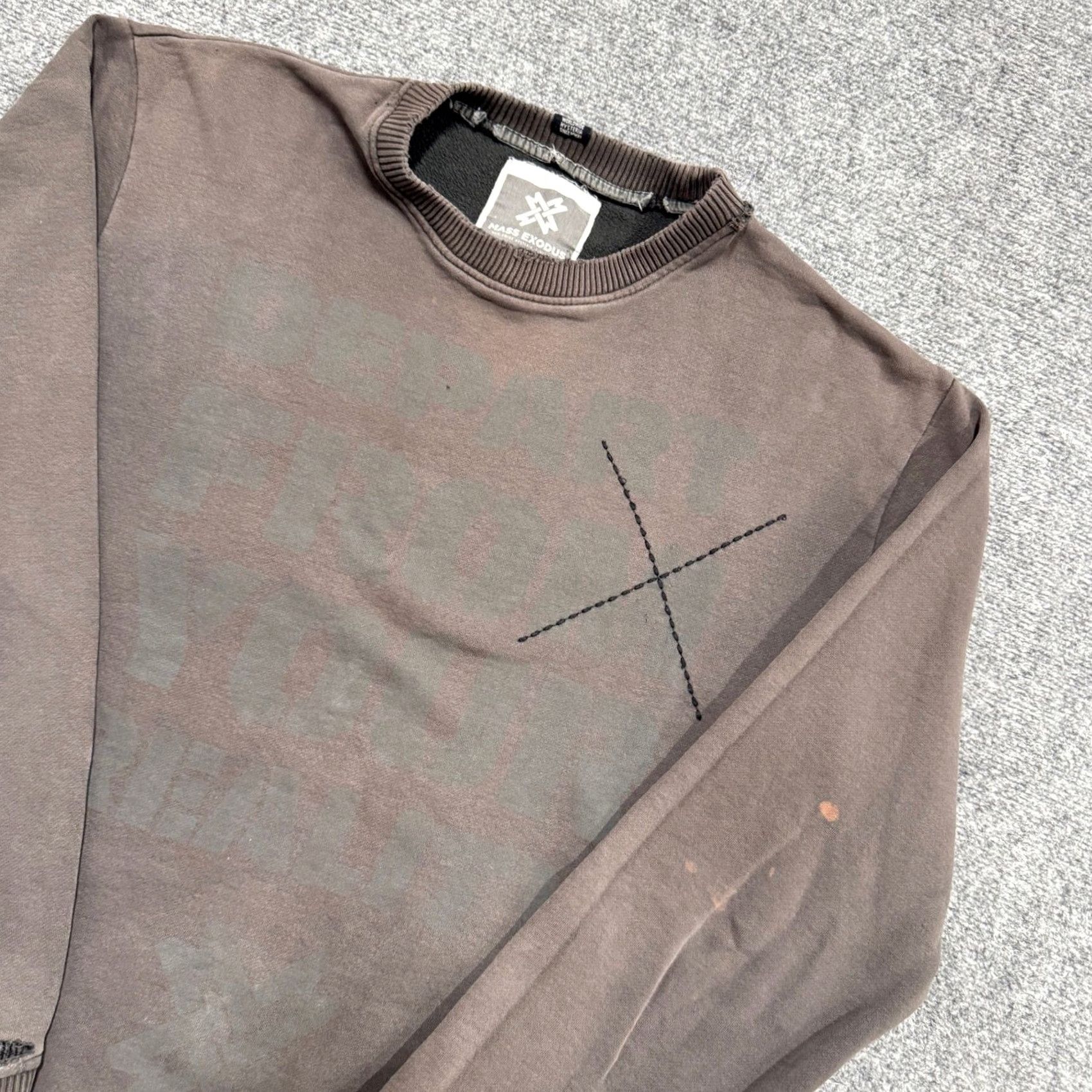 Vintage Mass Exodus Sweatshirt Men XL Cotton Blend Faded Distressed Gray Pullover Y2K Stained Vintage? Size US XL / EU 56 / 4 - 2 Thumbnail