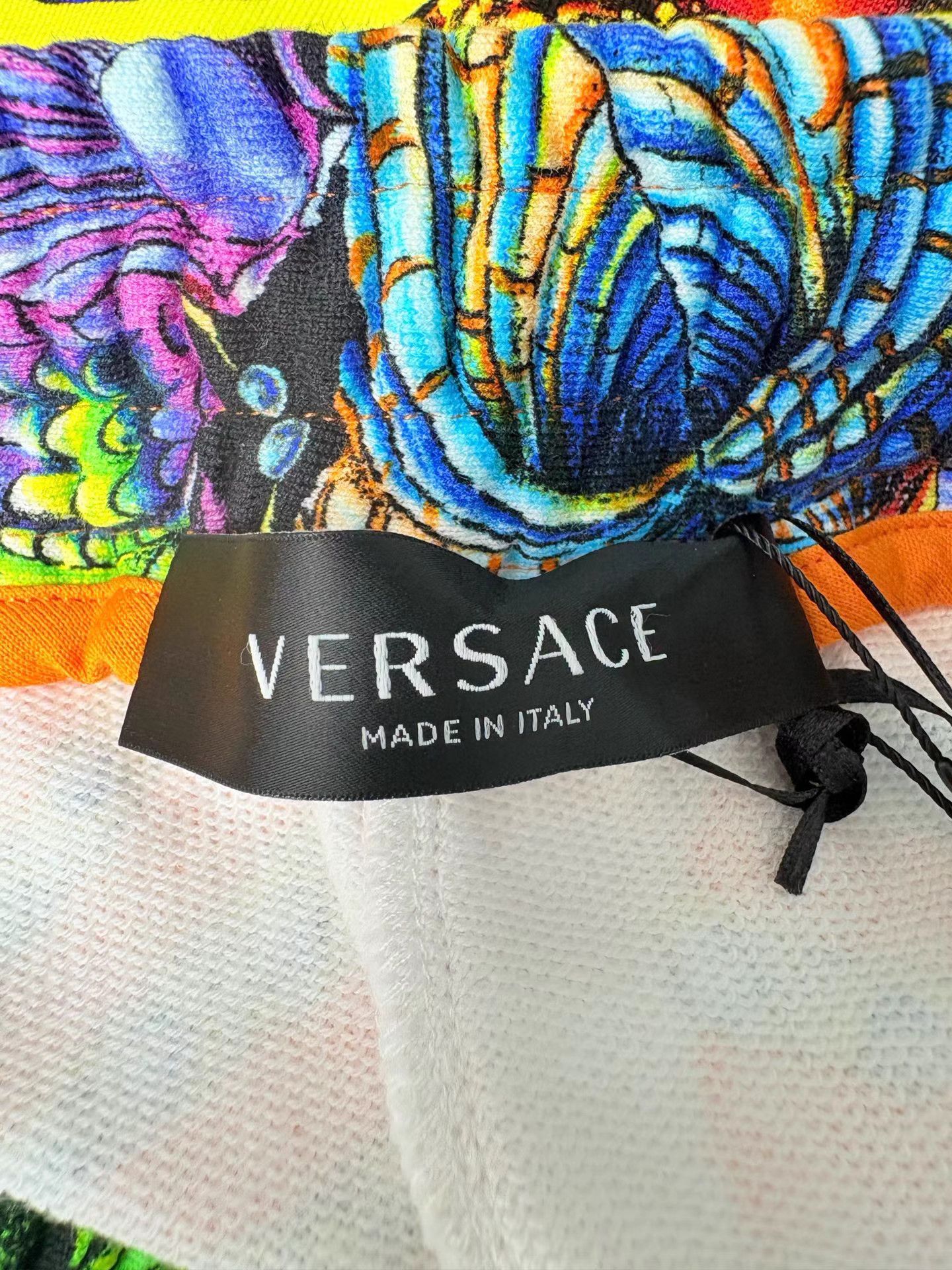 Versace VERSACE Ocean Shorts K1 Size US 38 / EU 54 - 3 Thumbnail