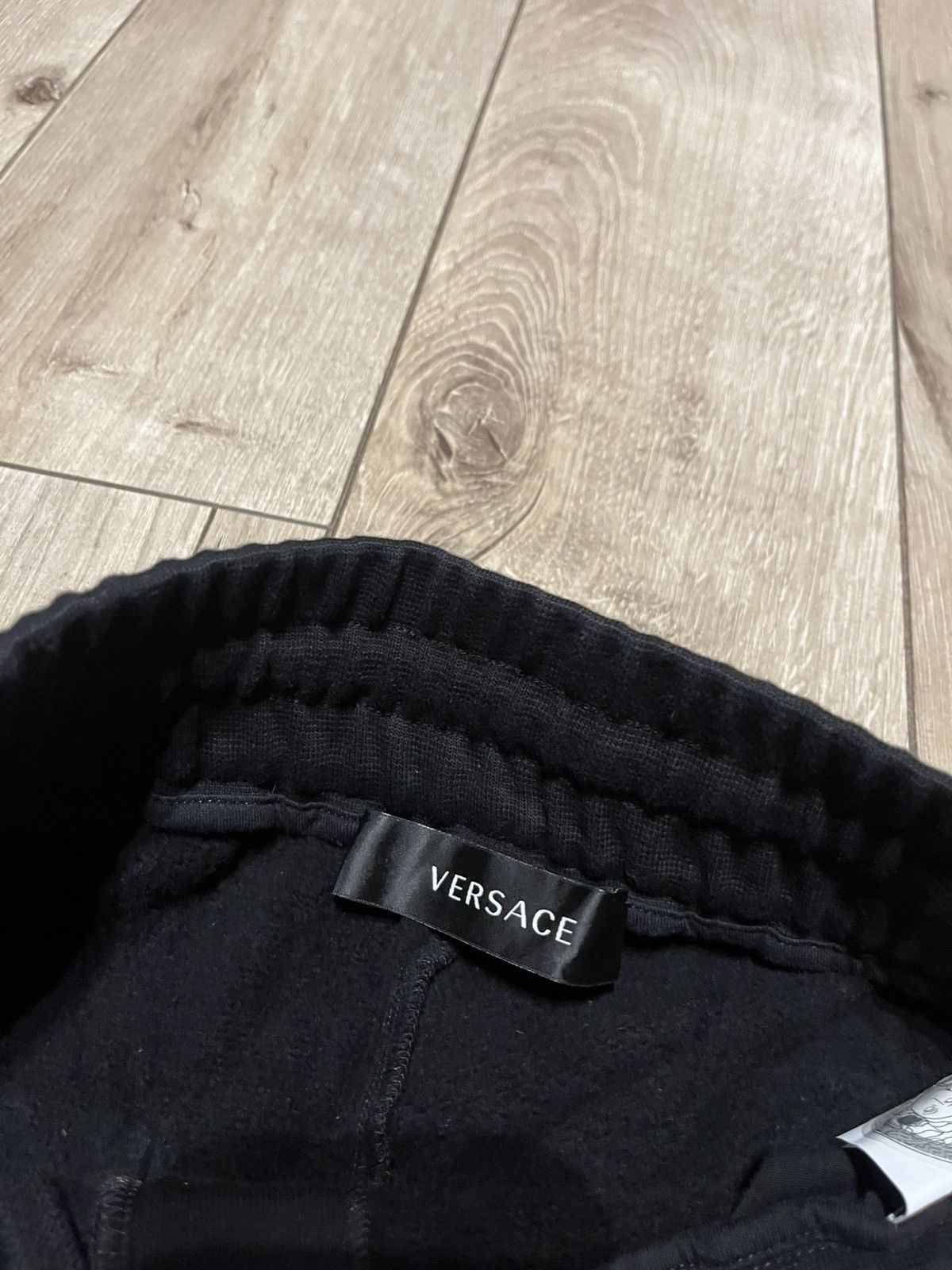 Versace Versace Black Shorts Size US 42 / EU 58 - 3 Thumbnail