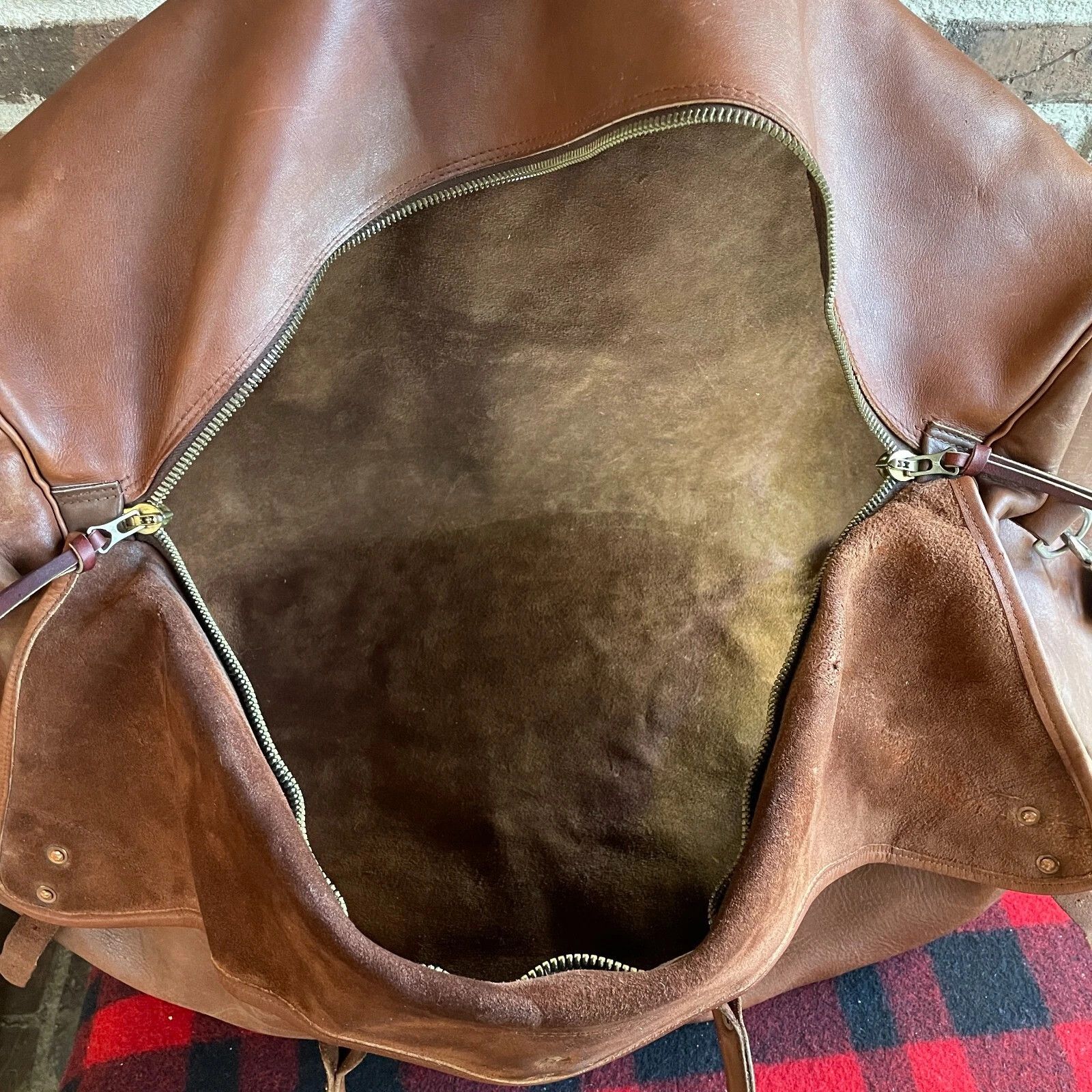 Other RARE VINTAGE 1970s GOKEY CUSTOM LEATHER XL DUFFEL BAG R$4898 Size ONE SIZE - 23 Thumbnail