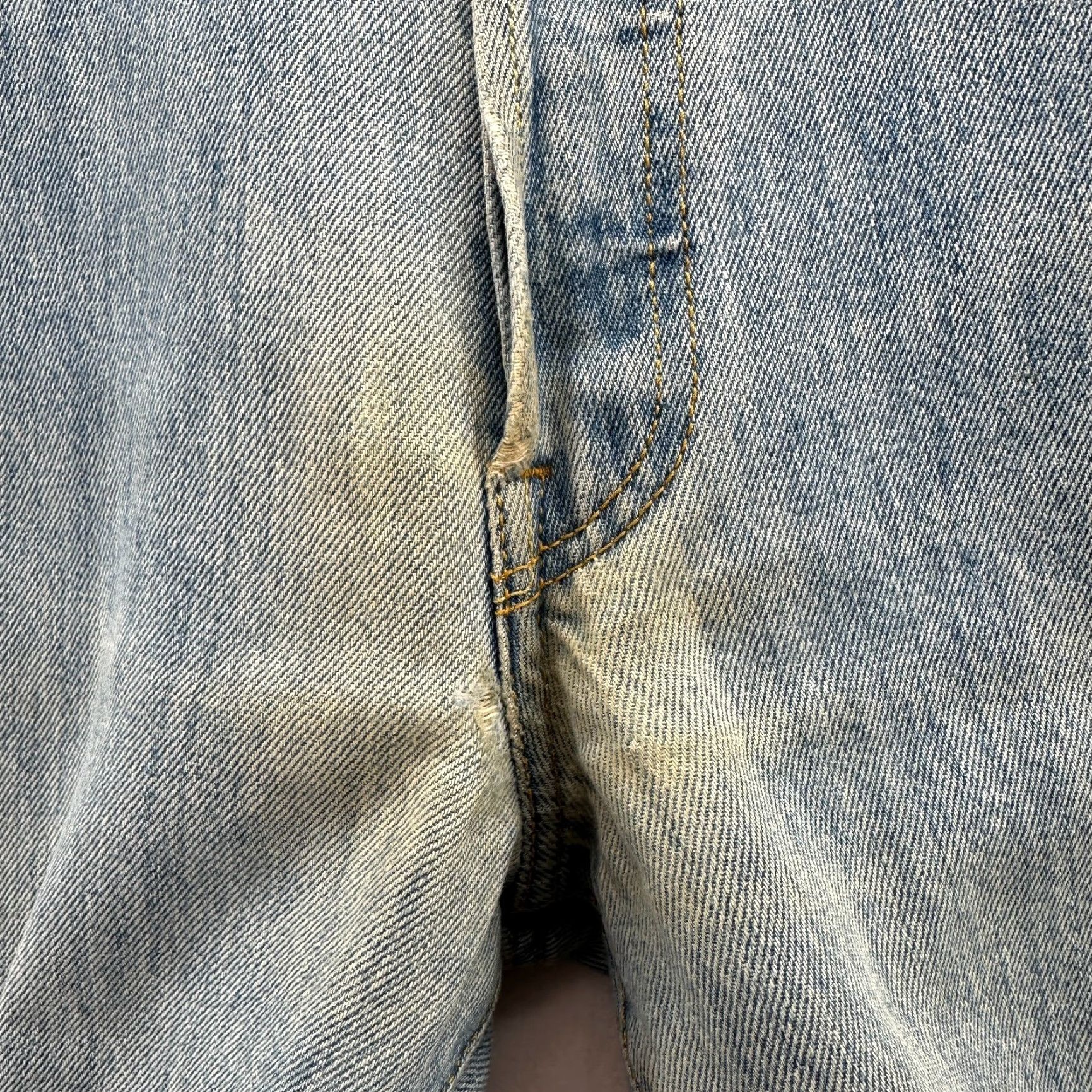 Levi's VINTAGE Levi's 501 Denim Jeans Button Fly 34x32 Men Blue Light Levi's Straight Adult Regular Mens Jeans Size US 34 / EU 50 - 3 Thumbnail