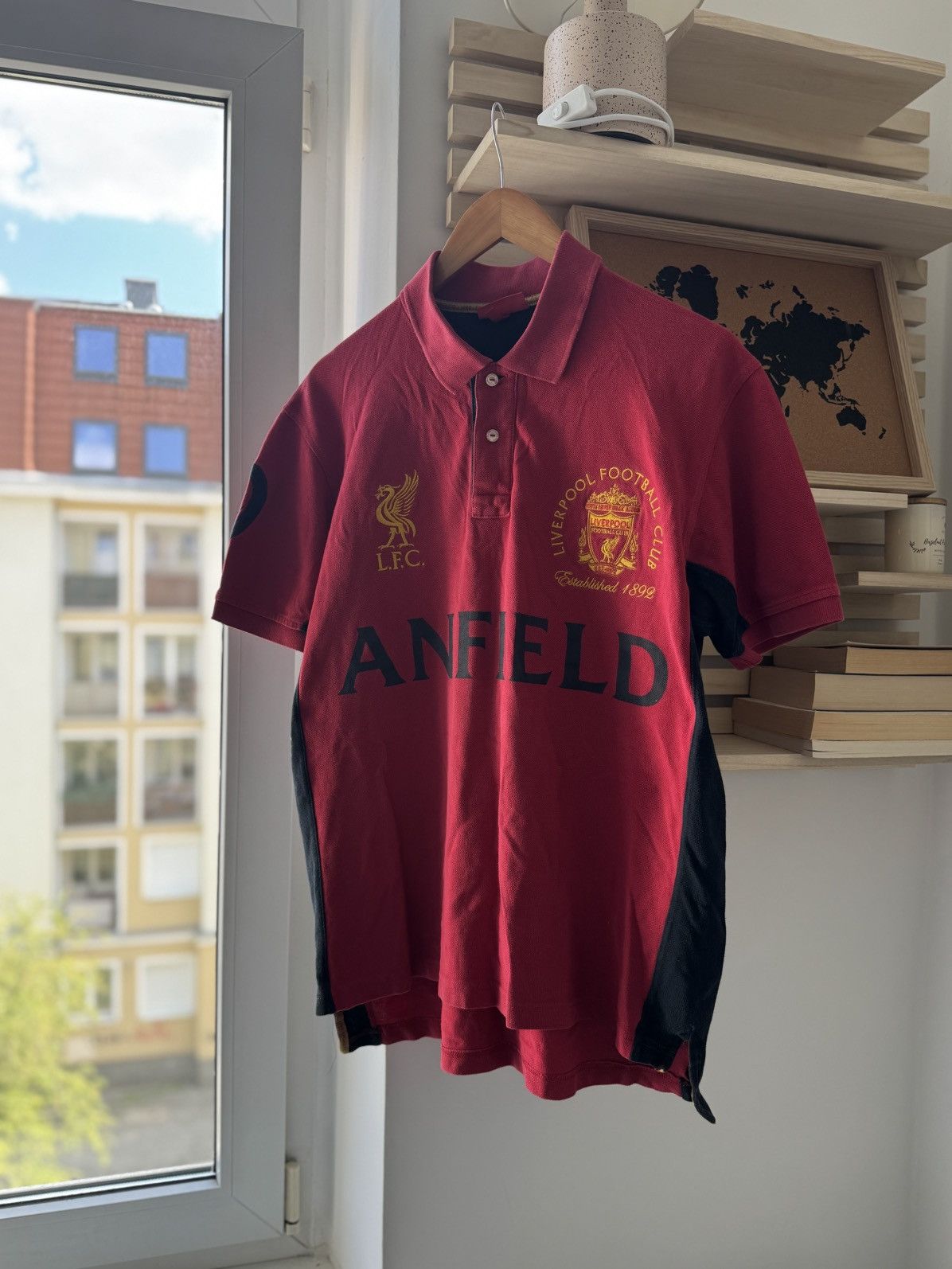 Other Liverpool Anfield Polo Soccer Jersey Size US L / EU 52-54 / 3 - 1 Thumbnail