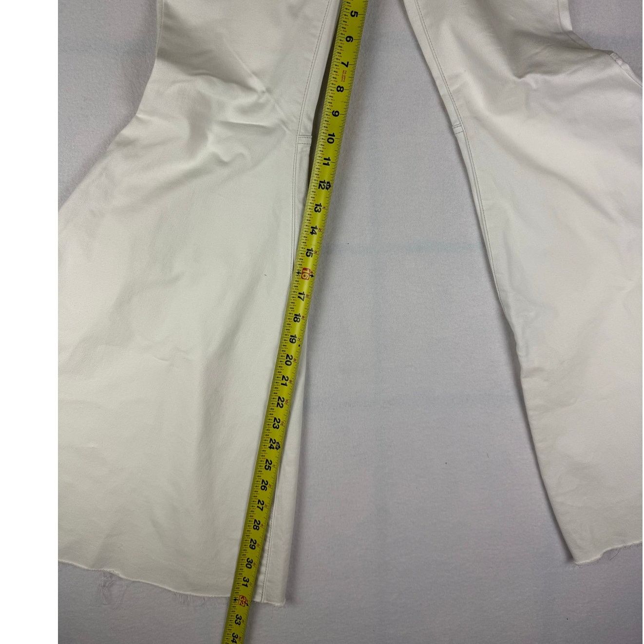 Free People We The Free Just Float On White Flare Jeans - Size 27 Size 27" / US 4 / IT 40 - 6 Thumbnail