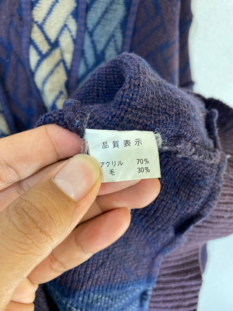 Japanese Brand vintage japanese brand knitwear very nice design Size US L / EU 52-54 / 3 - 5 Thumbnail