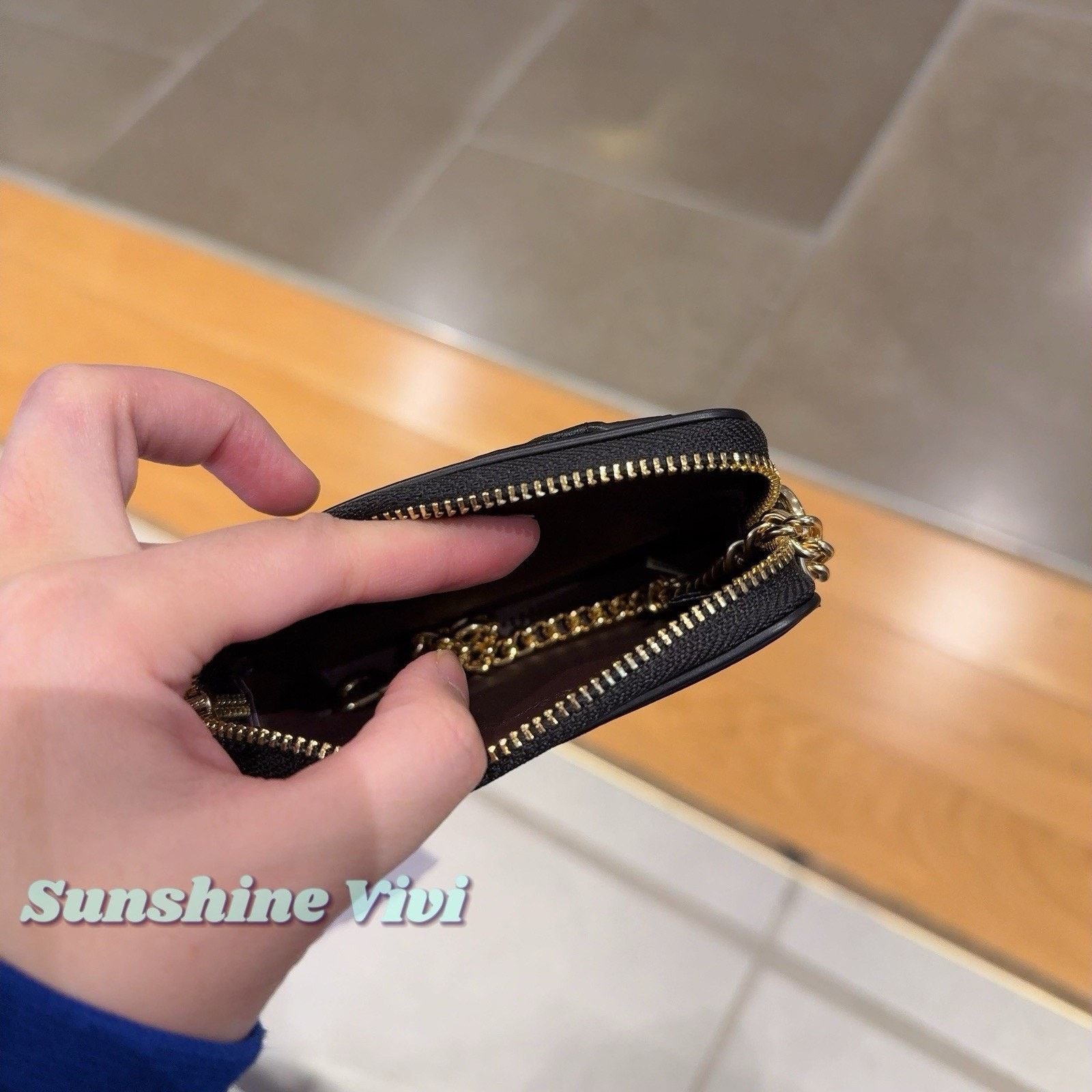 Coach NWT Coach Zip Card Case Quilting CZ467 Leather, Gold/Black Size ONE SIZE - 5 Thumbnail