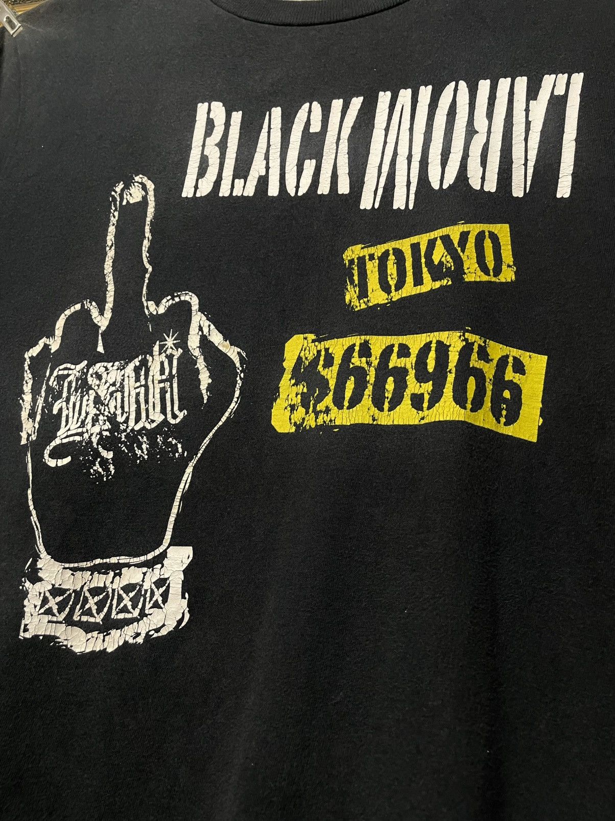 Vintage Vintage 1990s Black Larom Tokyo Sunfaded Trash Fuck Tshirt Size US M / EU 48-50 / 2 - 5 Thumbnail
