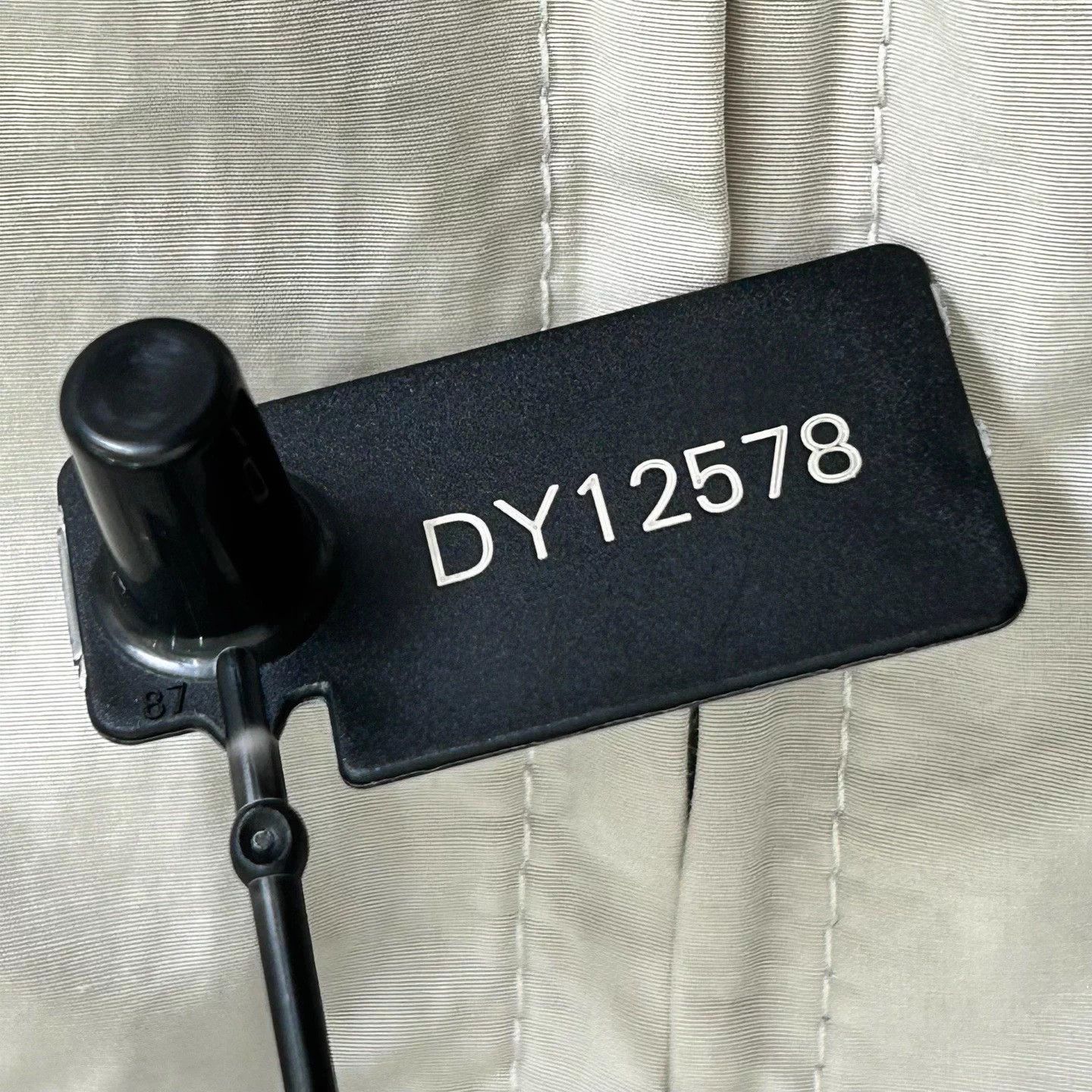 Balenciaga Balenciaga SS23 Ivory Lapel Zip Jacket /3 Size US L / EU 52-54 / 3 - 7 Thumbnail