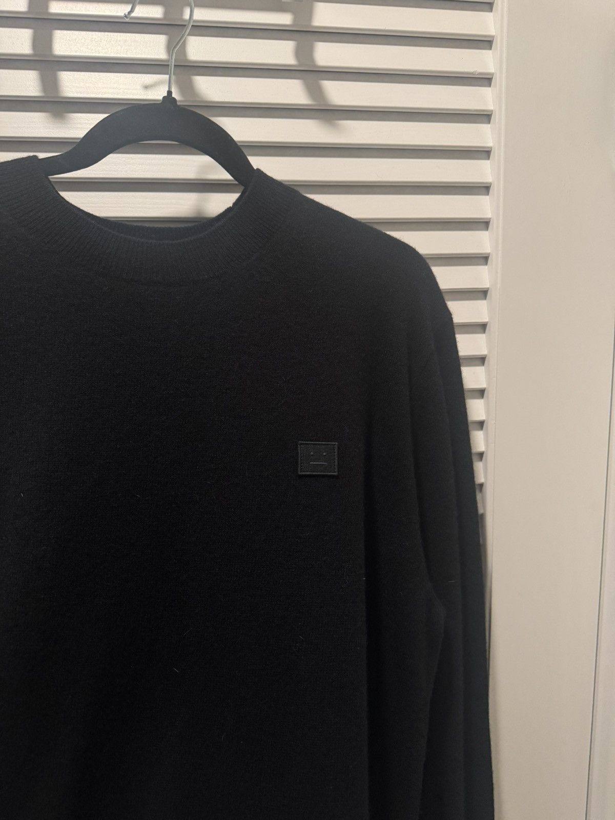 Acne Studios Face Logo Crewneck Sweater Size US XL / EU 56 / 4 - 2 Thumbnail