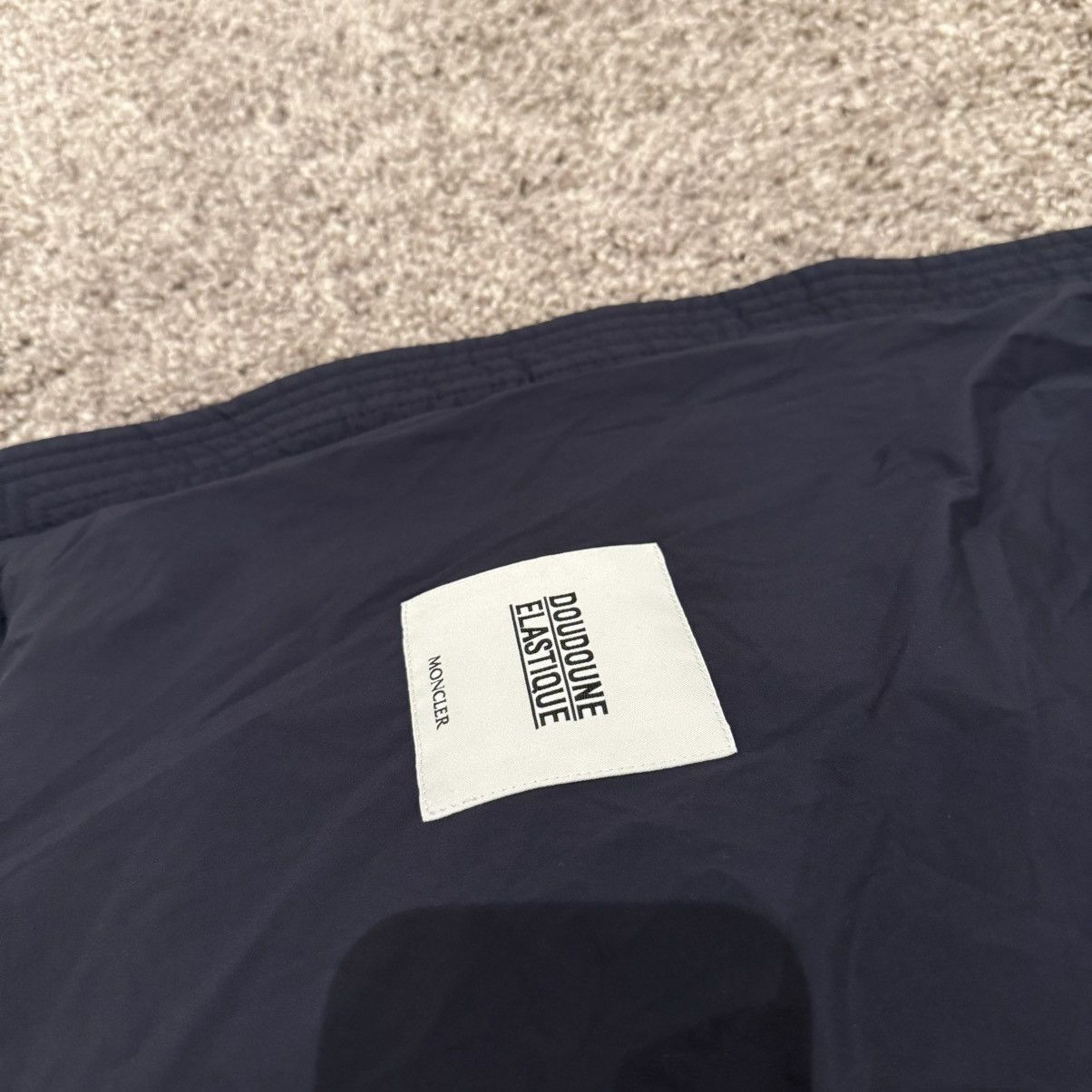 Moncler Moncler ‘choquart’ jacket black label size 3 navy logo Size US M / EU 48-50 / 2 - 10 Thumbnail