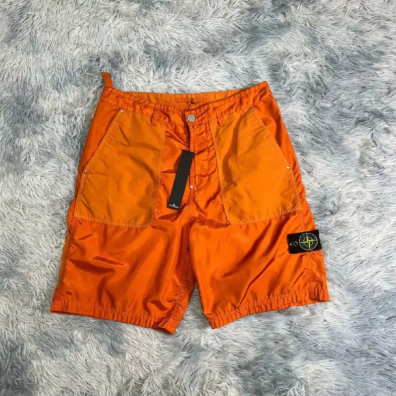 Stone Island Stone Island Bright Orange Nylon Men's Shorts 0089 Size US 32 / EU 48 - 1 Thumbnail
