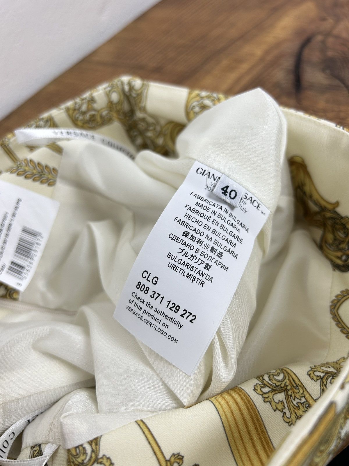 Versace Versace Collection Gianni Iconic Baroque Style Pencil Skirt Size 27" / US 4 / IT 40 - 8 Thumbnail