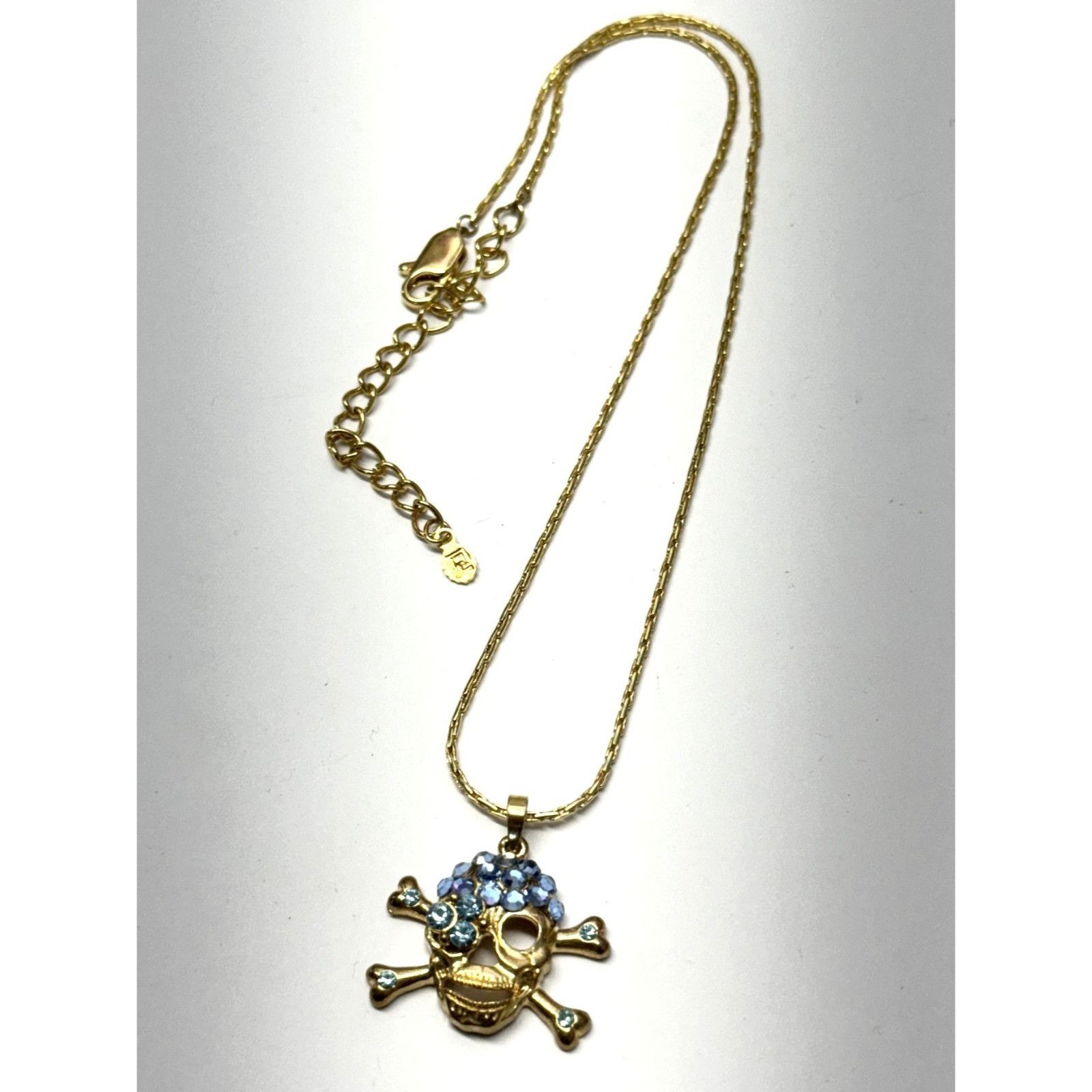 Other Vintage skull and bone blue rhinestone gold necklace Size ONE SIZE - 1 Thumbnail
