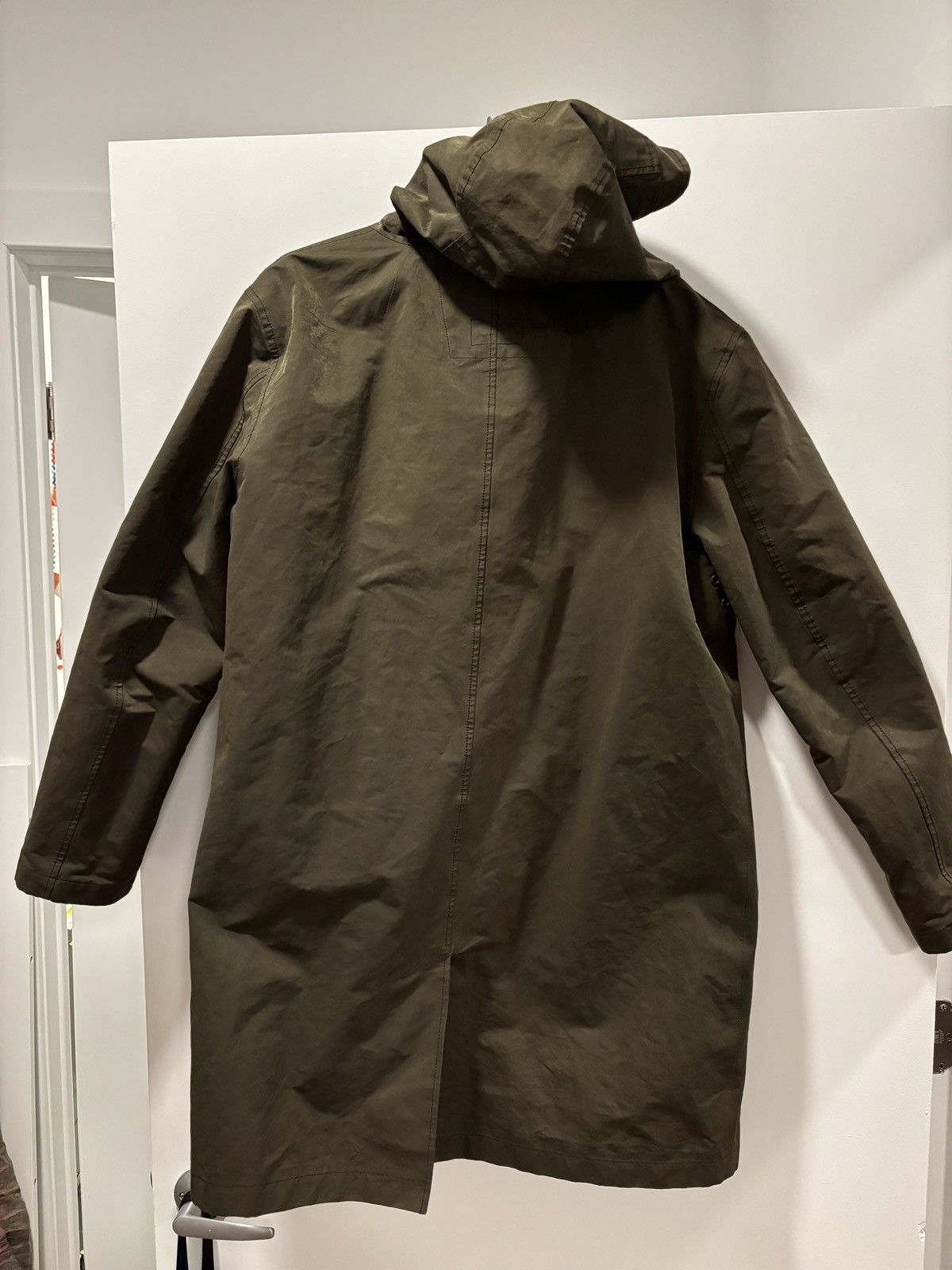 Club Monaco Club Monaco Rain Coat Jacket Modern Men's Large Olive Size US L / EU 52-54 / 3 - 5 Thumbnail