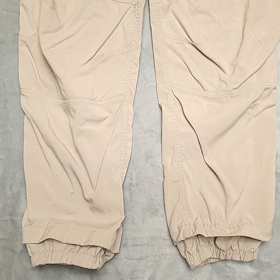 The North Face The North Face Pants Mens 38 Beige Cargo Tech 100% Nylon Lightweight Hiking Size US 38 / EU 54 - 2 Thumbnail