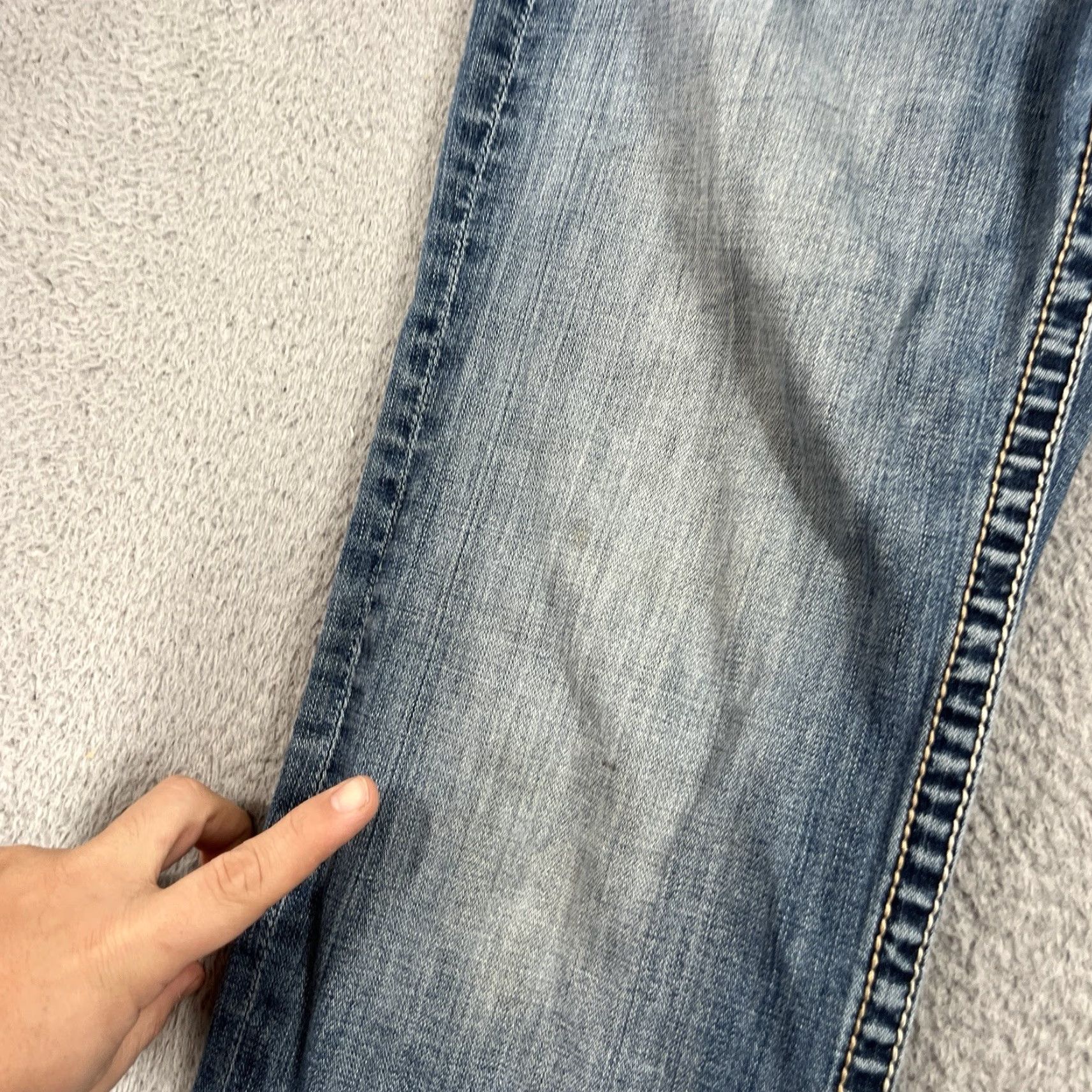 BKE BKE Denim Jeans Mens 31 Blue Tyler Straight Distressed Light Denim Preppy Hemmed Shirt/Jeans? Size US 32 / EU 48 - 3 Thumbnail