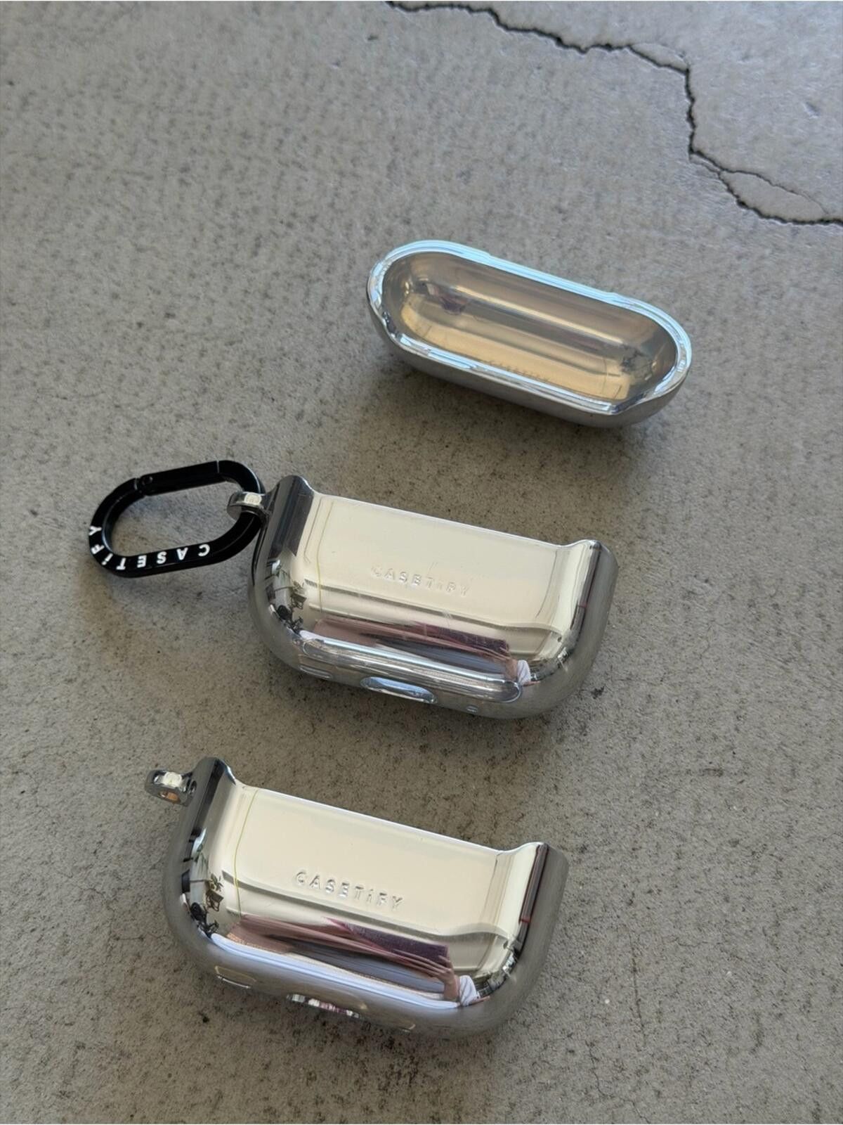 Other CASETiFY / AirPods Pro 1st Gen Case Bundle / Chrome Size ONE SIZE - 3 Thumbnail