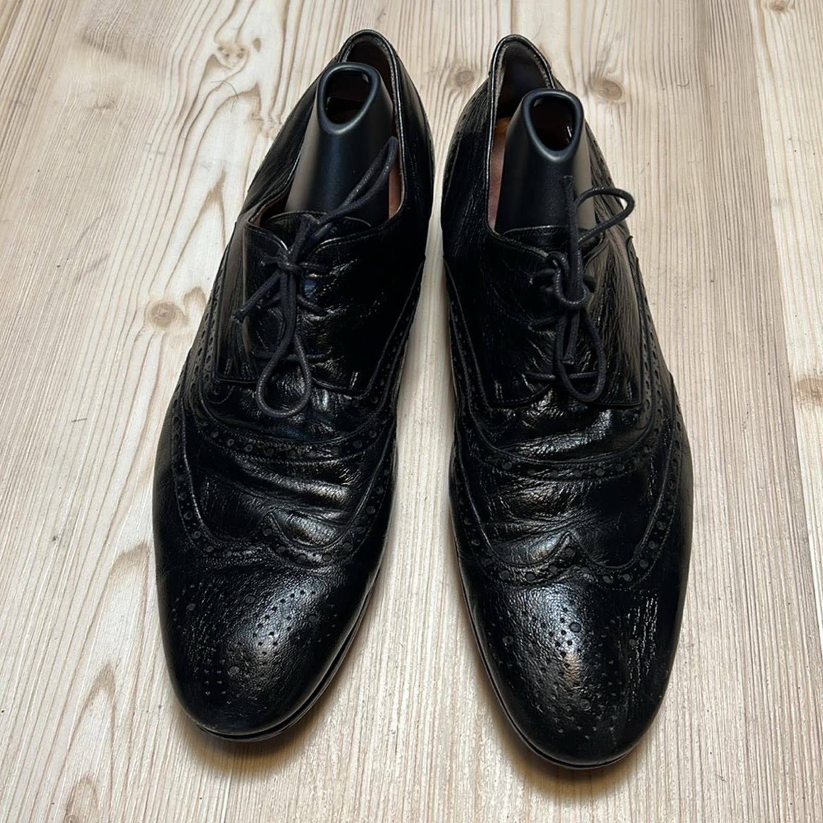 Gucci Black Leather Wingtip Shoes