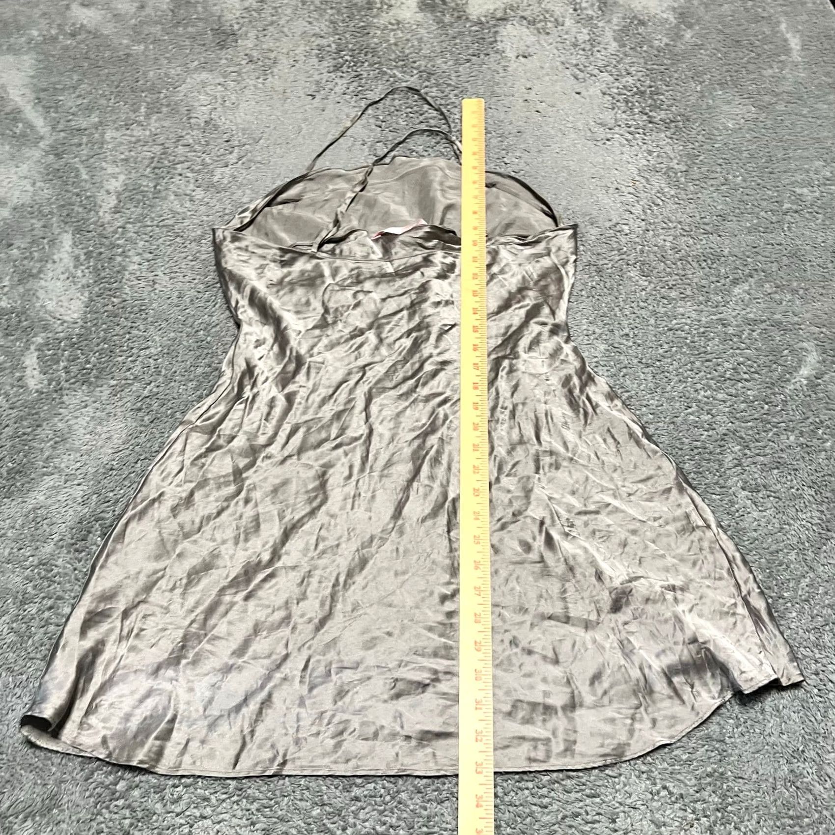 Victoria's Secret Victoria's Secret Dress Womens Large Silk Slip Silver Gray Mini Tank L Dress Slip Womens Silver Gray Short Tank Style Shirt? Size L / US 10 / IT 46 - 4 Thumbnail