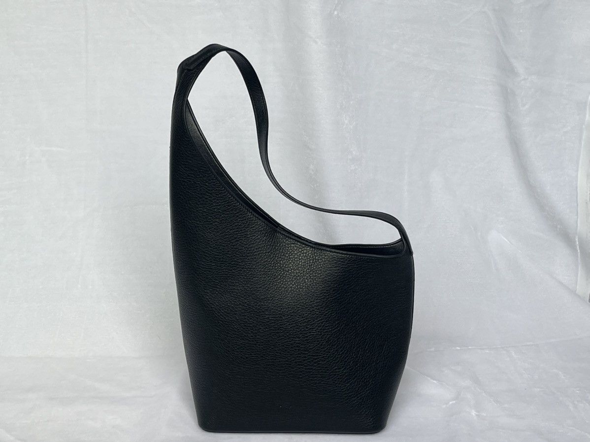 AESTHER EKME Demi Lune Bag – Black Grained Leather Size ONE SIZE - 1 Thumbnail