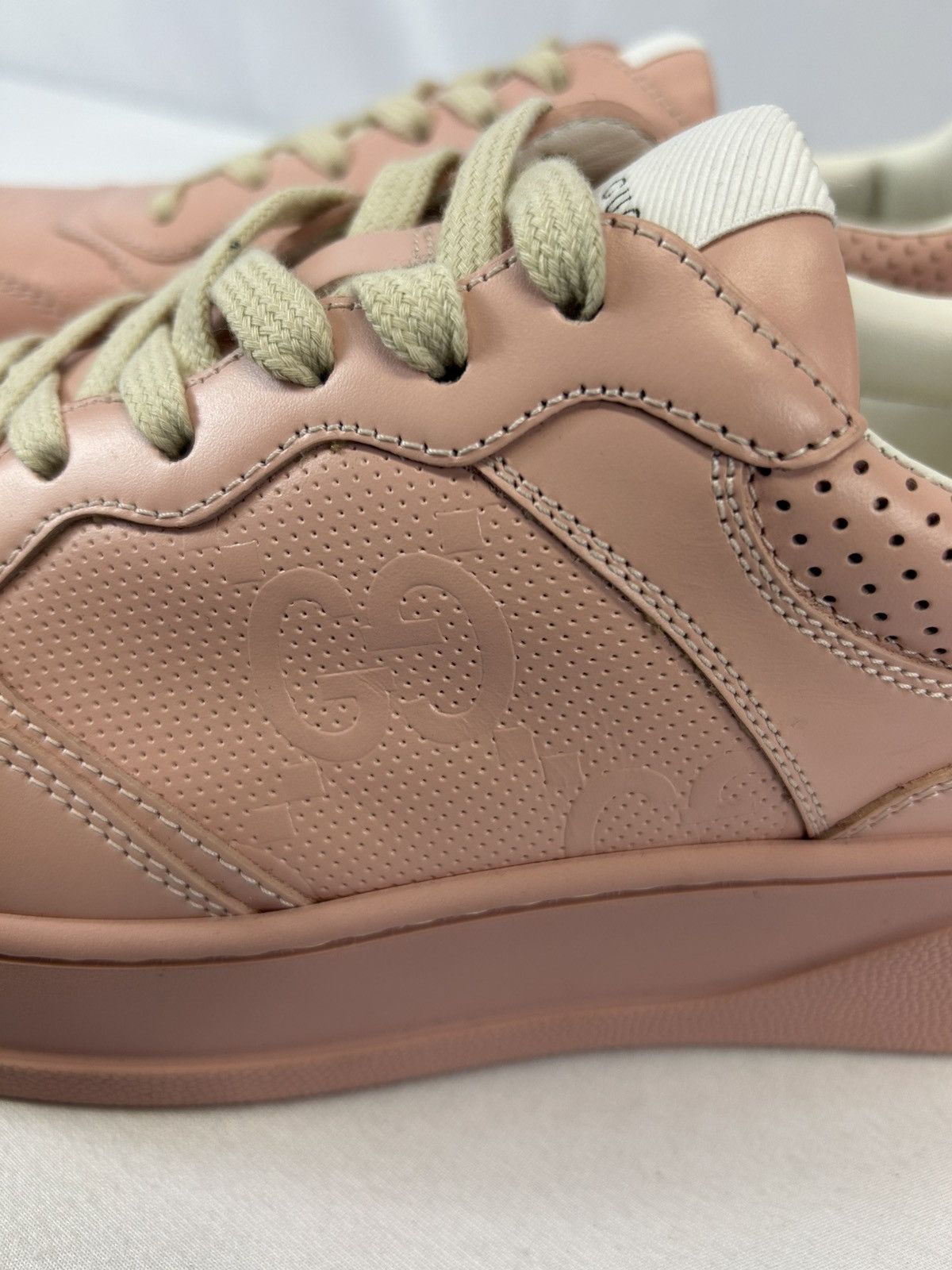 Gucci Gucci GG Embossed Leather Sneakers Size US 11 / IT 41 - 2 Thumbnail