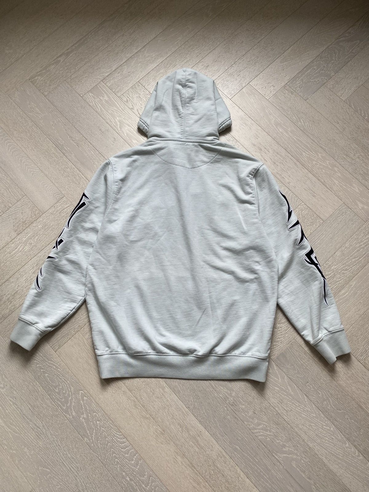 Palace Palace Labyrinth Hood ‘Ice’ Size US L / EU 52-54 / 3 - 9 Thumbnail