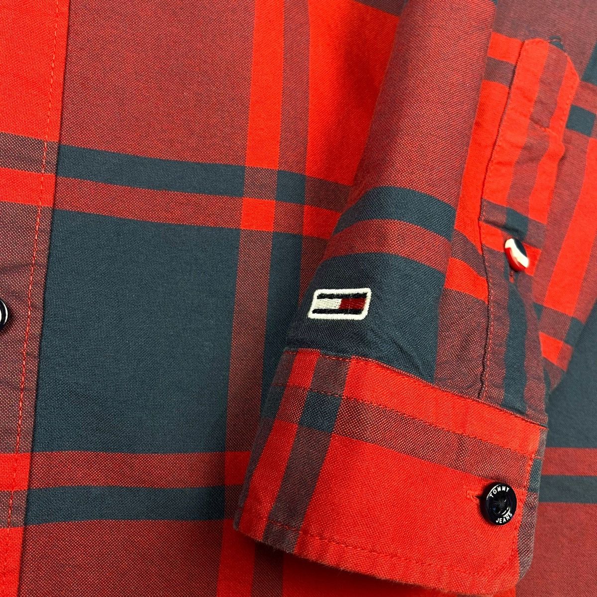 Tommy Jeans Tommy Jeans TMJ Badge Plaid Overshirt Size US M / EU 48-50 / 2 - 6 Thumbnail