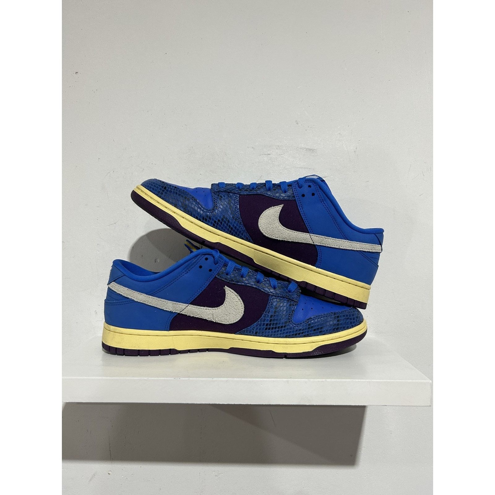 Nike NIKE DUNK LOW UNDEFEATED 5 ON IT SIZE 14 PREOWNED Size US 14 / EU 47 - 4 Thumbnail