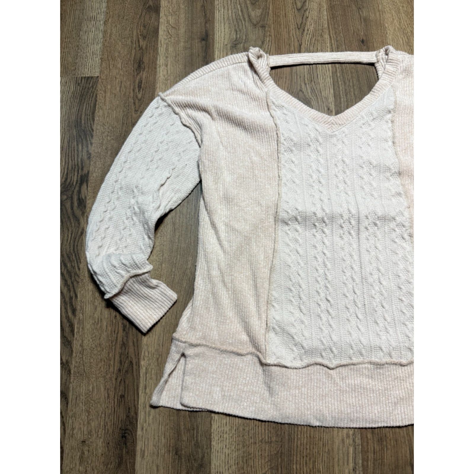 Vintage Maurices Shirt Womens Size Small Light Pink Long Sleeve V-Neck Knit Shirt Size S / US 4 / IT 40 - 3 Thumbnail