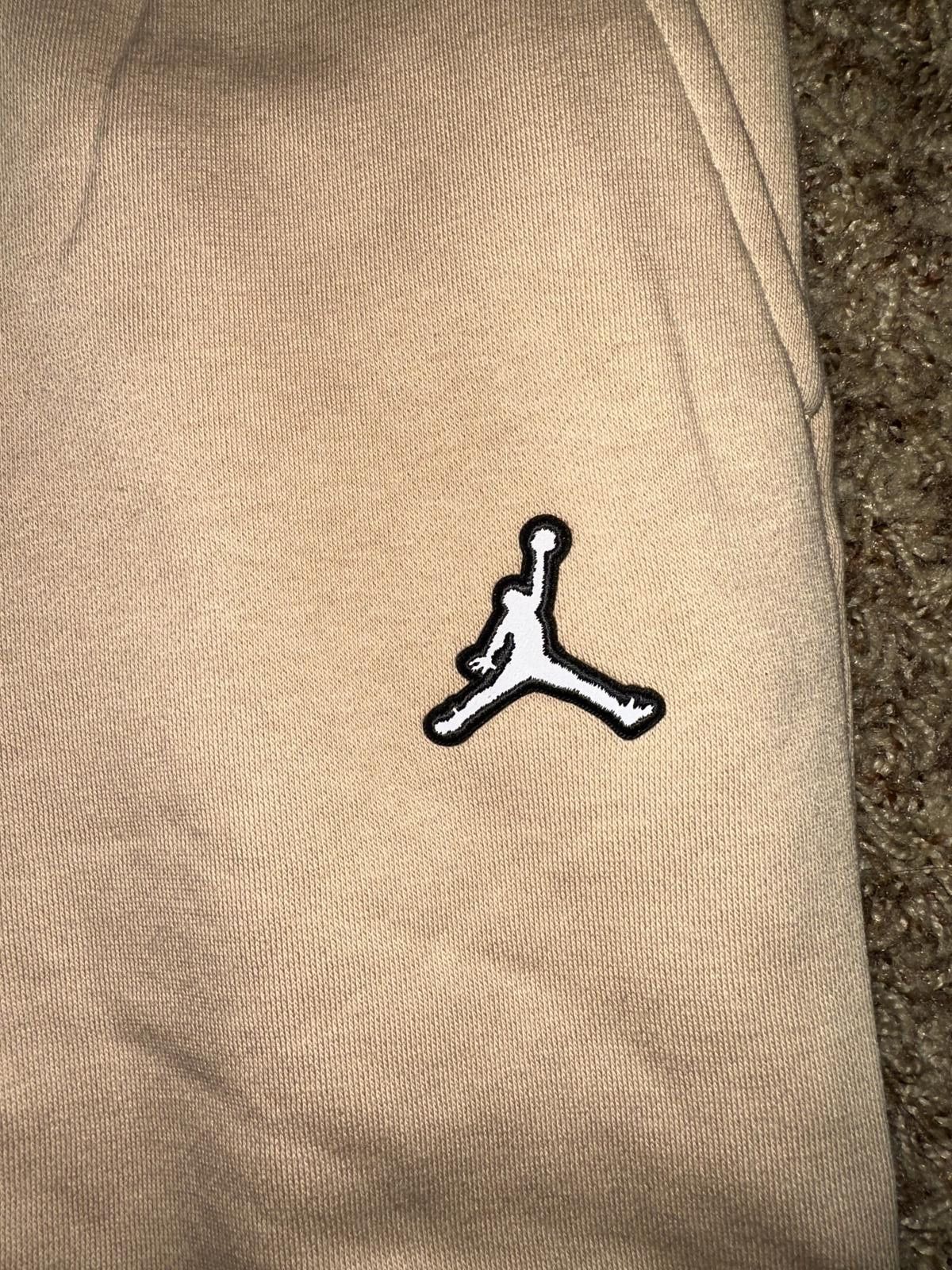 Designer Jordan Essential Fleece Joggers Pants Sample Size US 34 / EU 50 - 4 Thumbnail