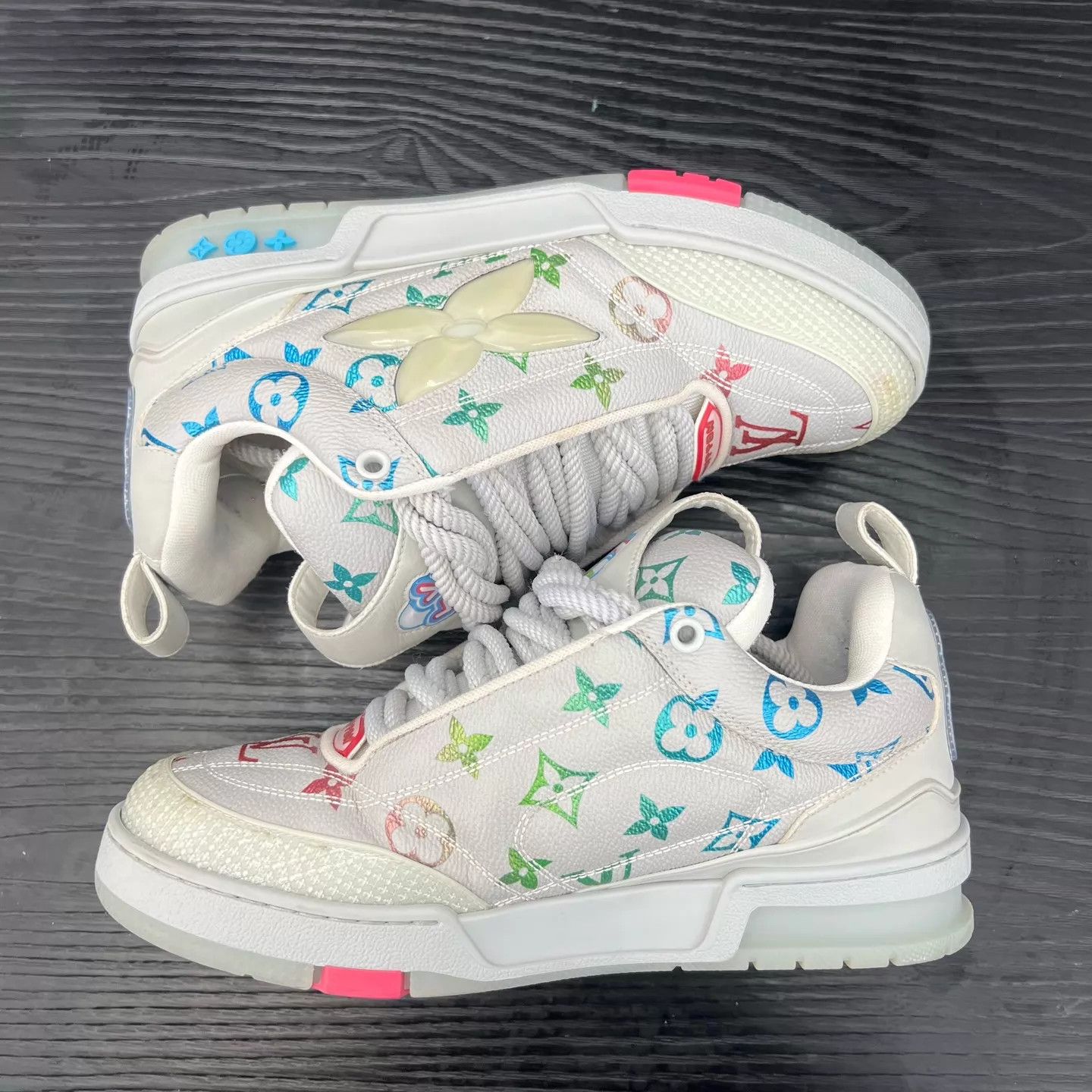 Louis Vuitton LV skate shoes gray multi logo 5 Size US 6 / EU 39 - 3 Thumbnail