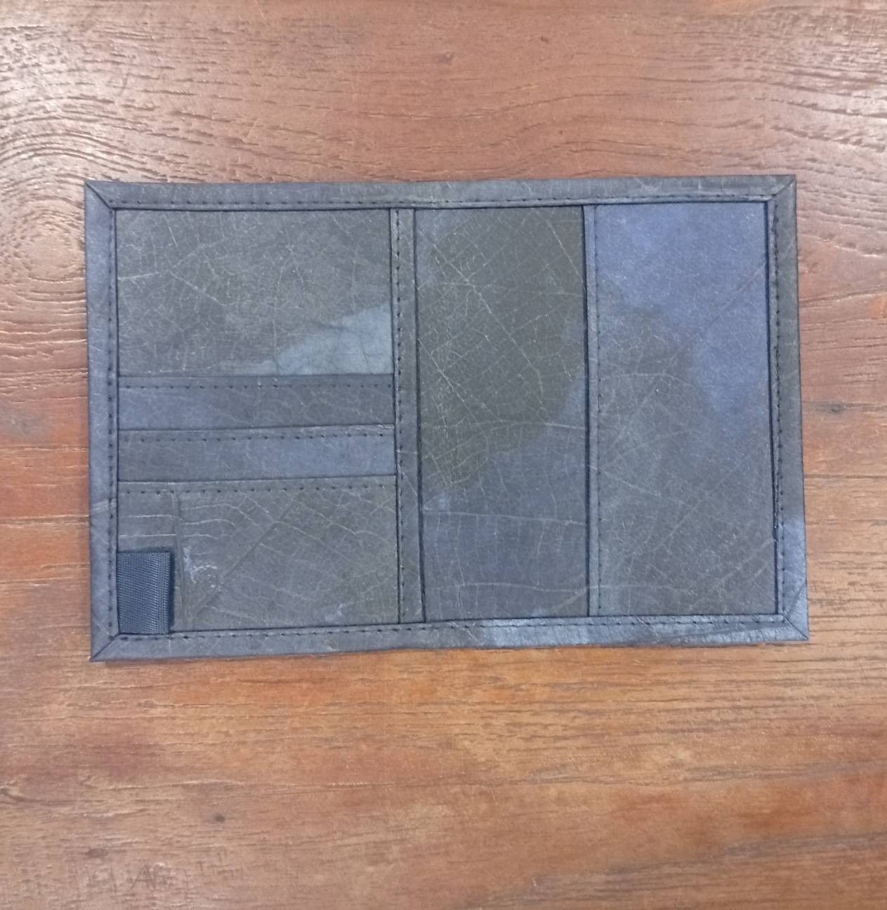 Other PASSPORT HOLDER TEAK LEAF LEATHER PASSPORT FOLDER DARK BLUE Size ONE SIZE - 2 Thumbnail