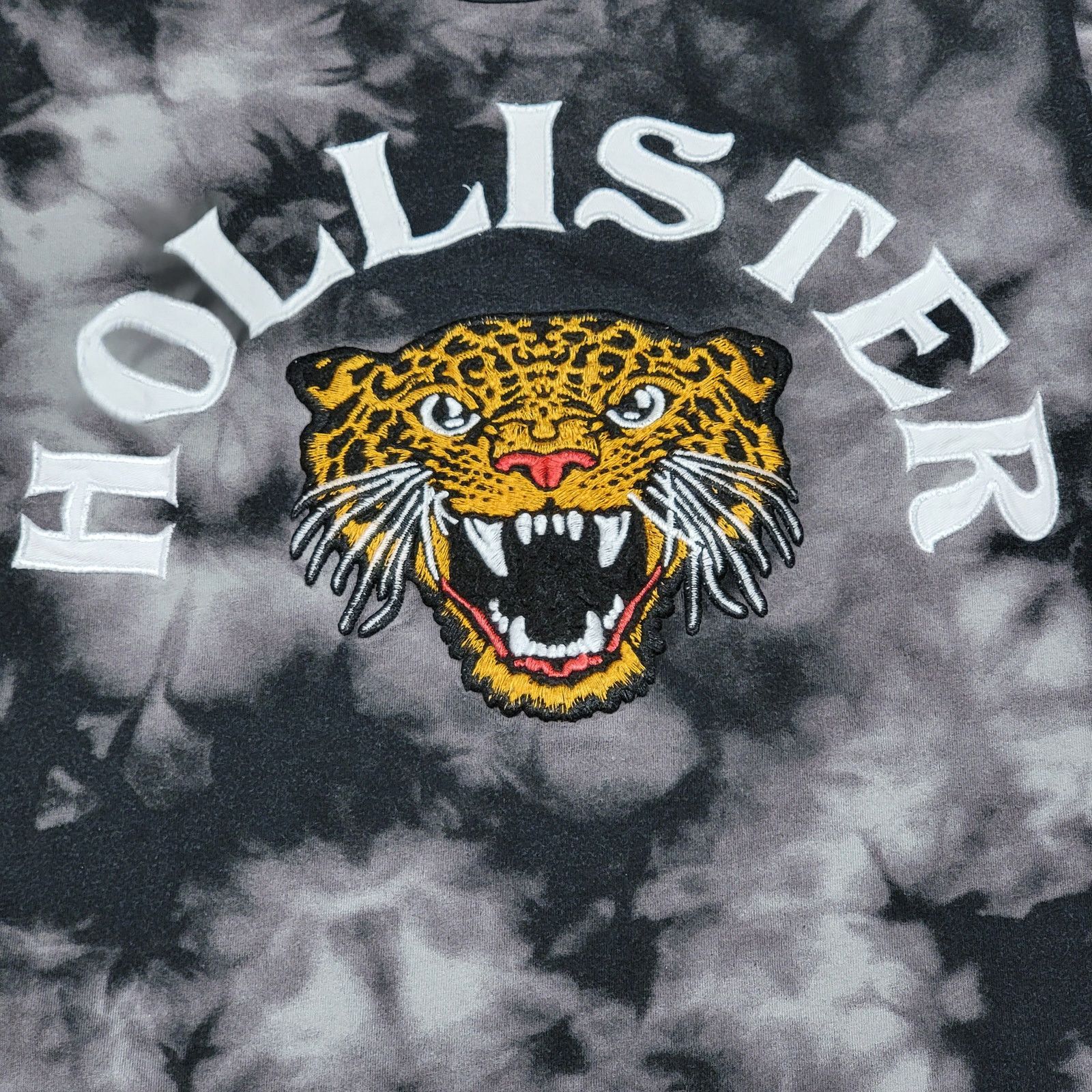 Hollister Hollister Black Tie-Dye Tee Cheetah Face - Size XS Size XS / US 0-2 / IT 36-38 - 2 Thumbnail