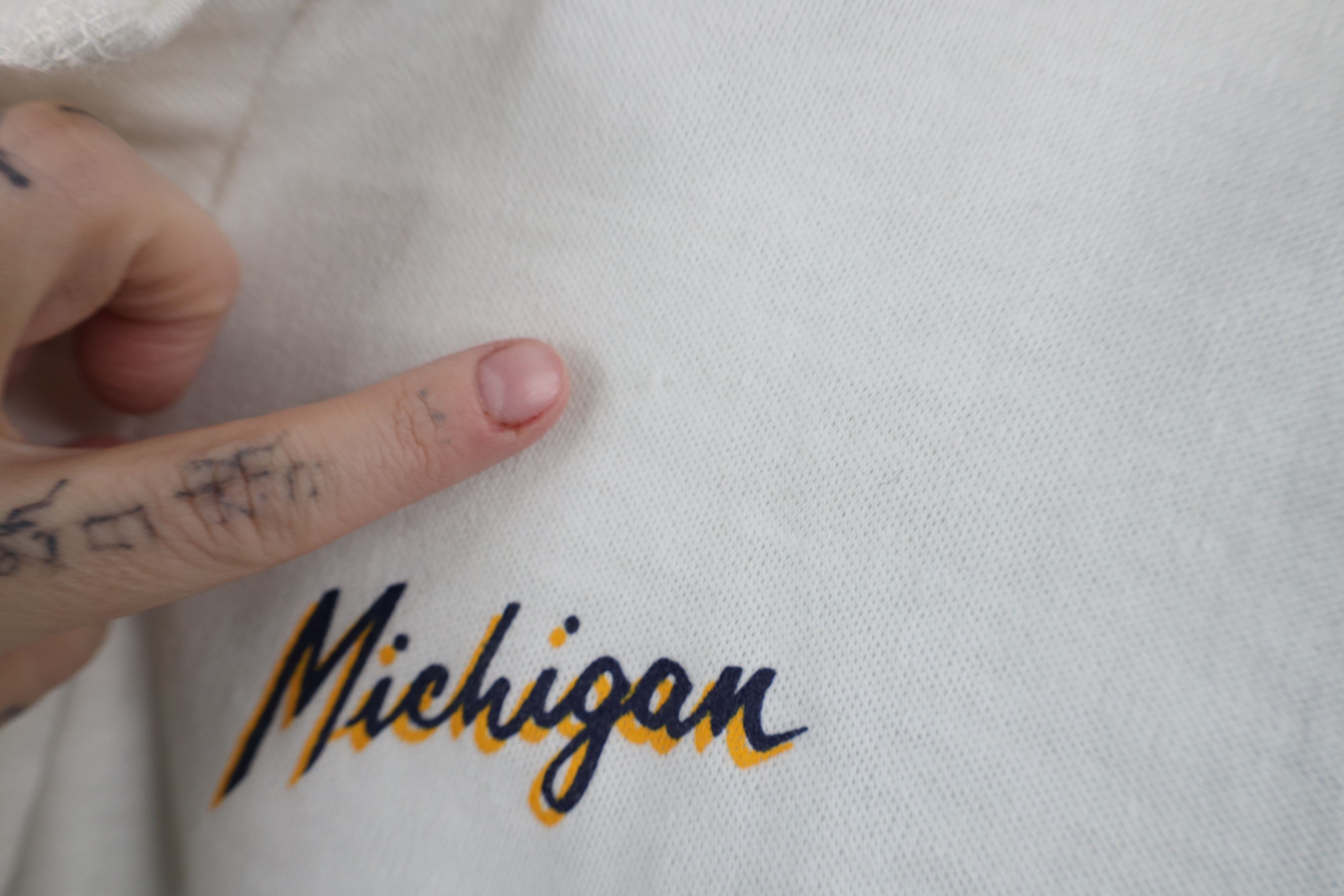 Vintage Vintage 70s University of Michigan 3/4 Sleeve Raglan T-Shirt Size M / US 6-8 / IT 42-44 - 5 Thumbnail