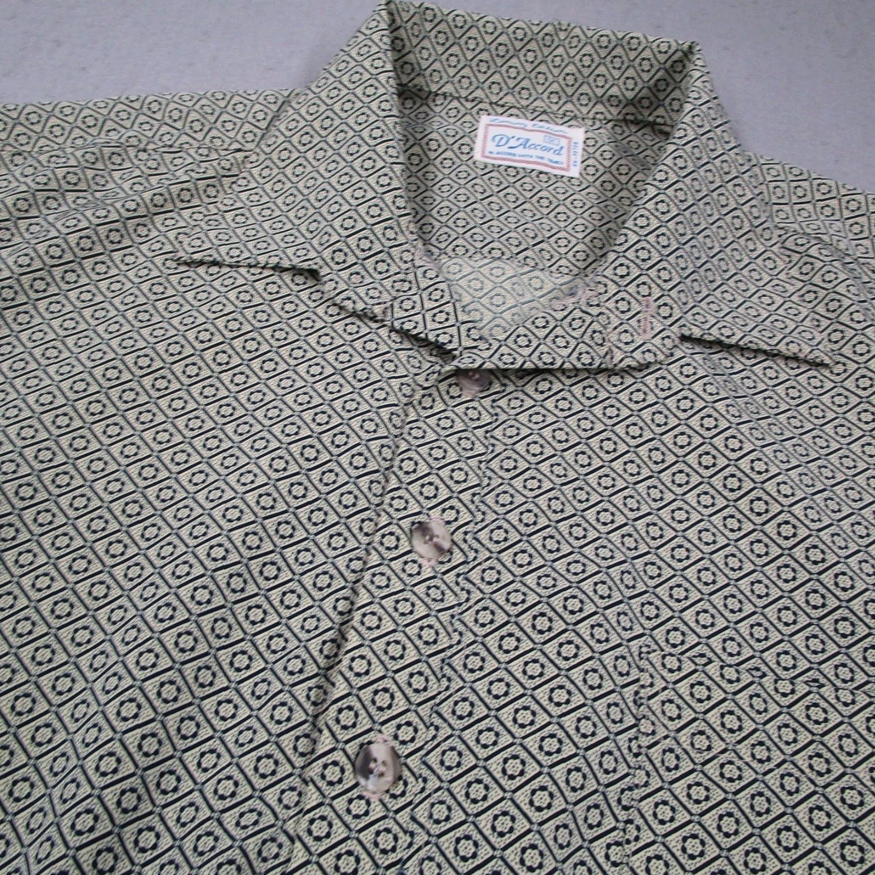 Vintage VINTAGE D'Accord Luxury Edition Polo Shirt Geometric Tan Green 1X Big & Tall Men Shirt Short Sleeve Casual Vintage Style 6027 Size US XL / EU 56 / 4 - 2 Thumbnail